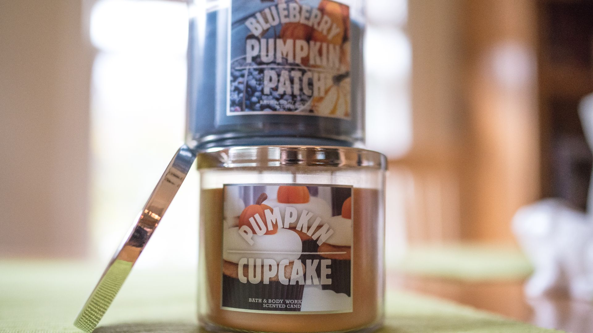 File:Bath and Body Works 3-Wick Candles (Pumpkin Cupcake and Blueberry Pumpkin Patch) (10764803895).jpg