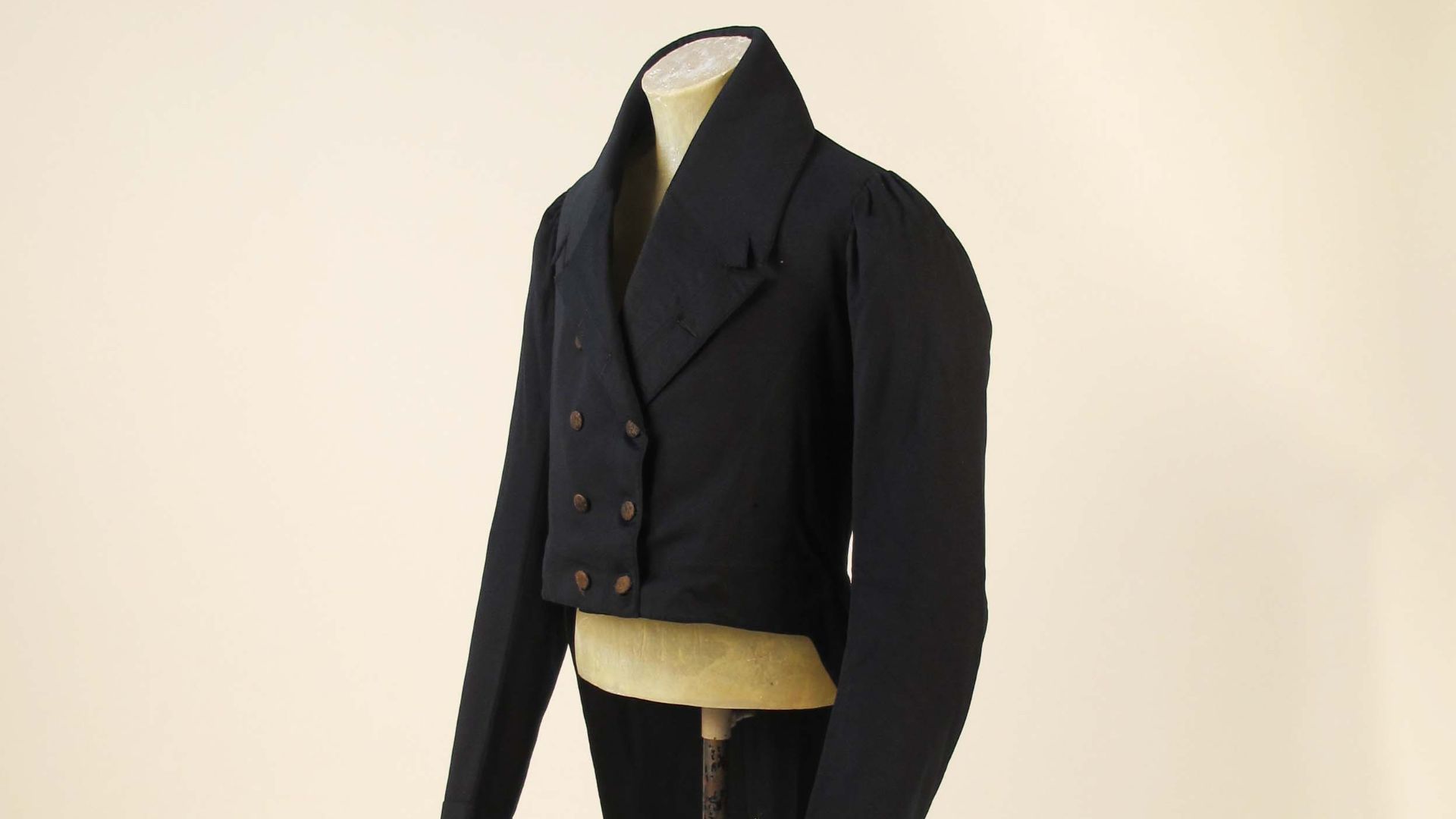 File:Tailcoat MET 2014.501 TQ.jpg