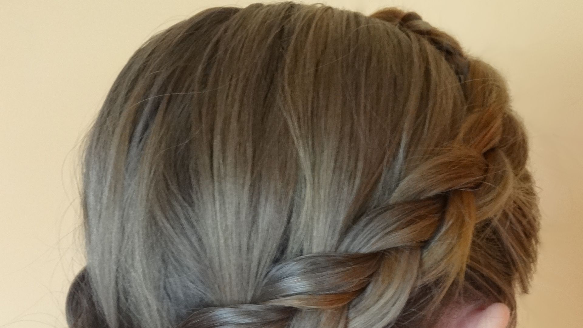 File:Dutch Crown Braid.JPG