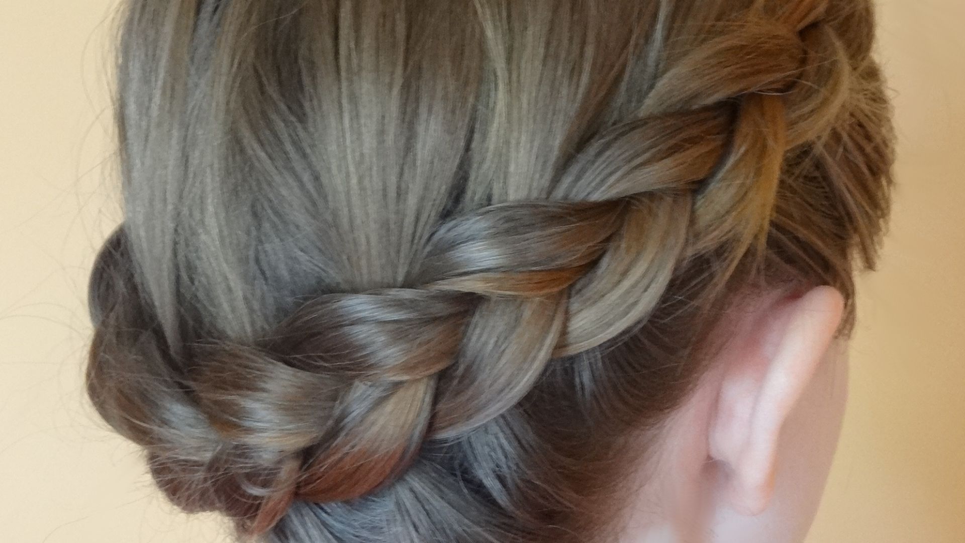 File:Dutch Crown Braid.JPG