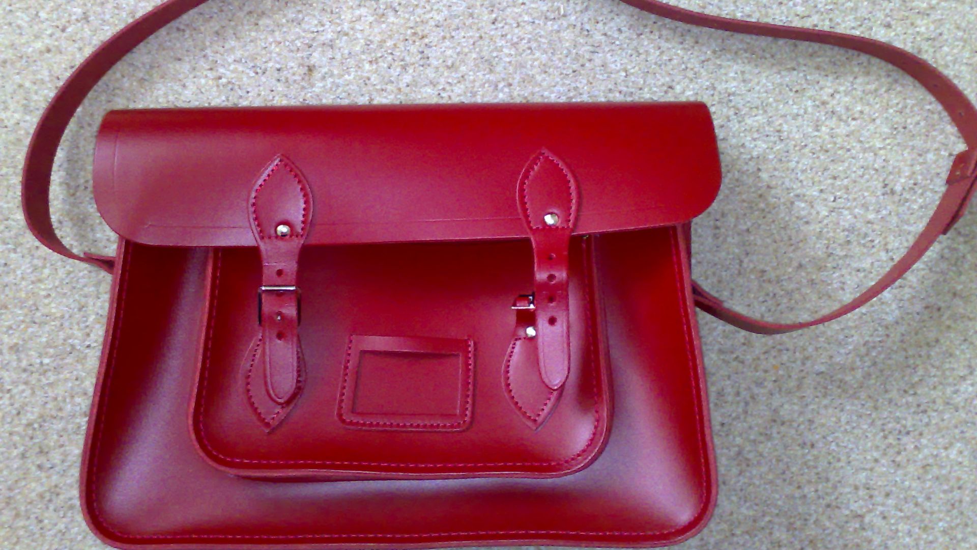 File:Red satchel by Cambridge Satchel Company.jpg