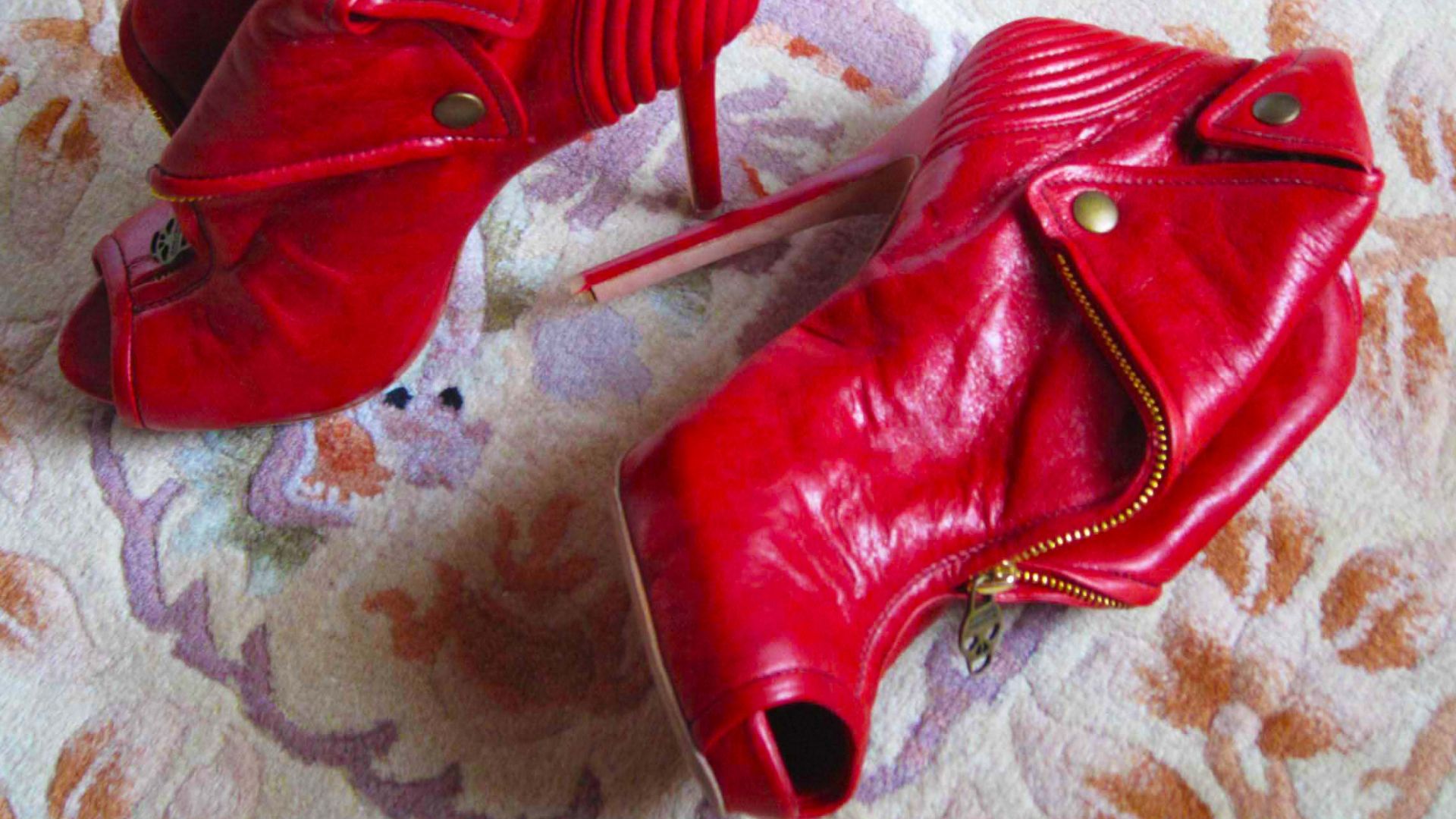 File:Shoe Fetish AlexMcQueen.jpg