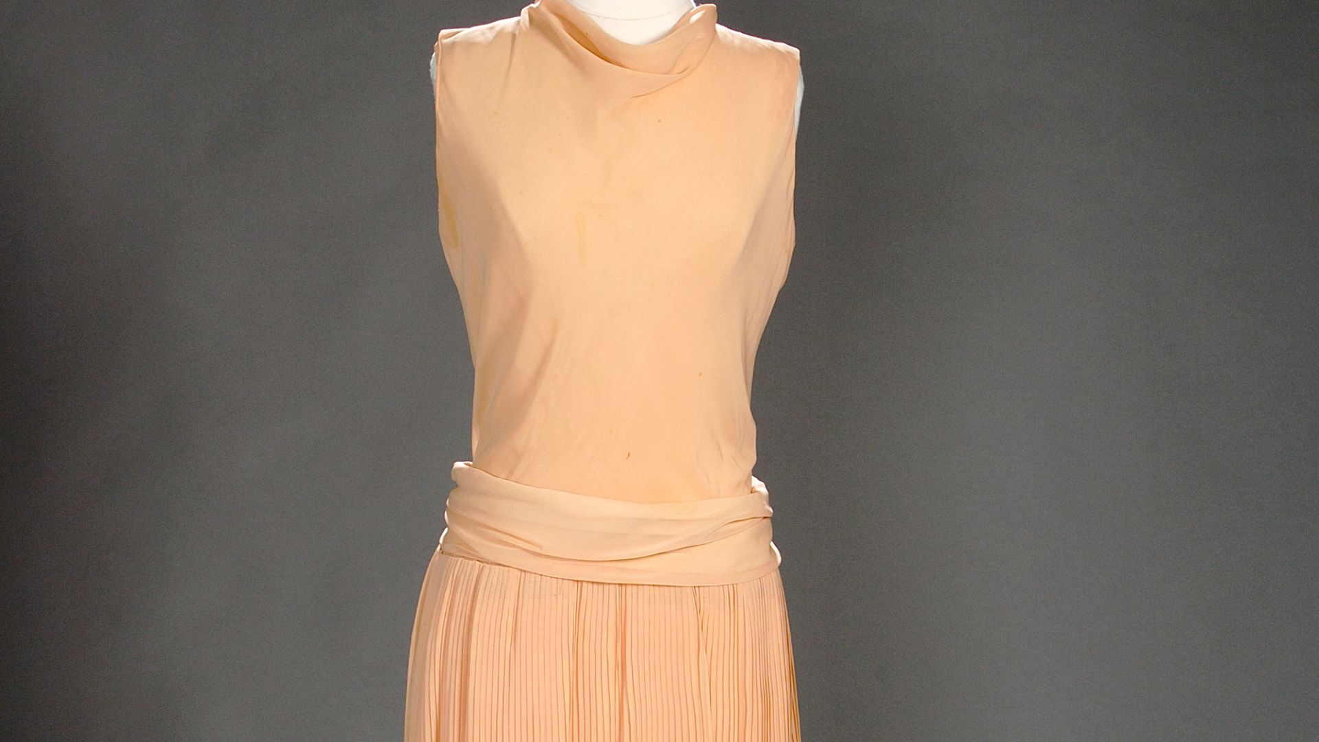 File:Chiffon 2162 Dress.jpg