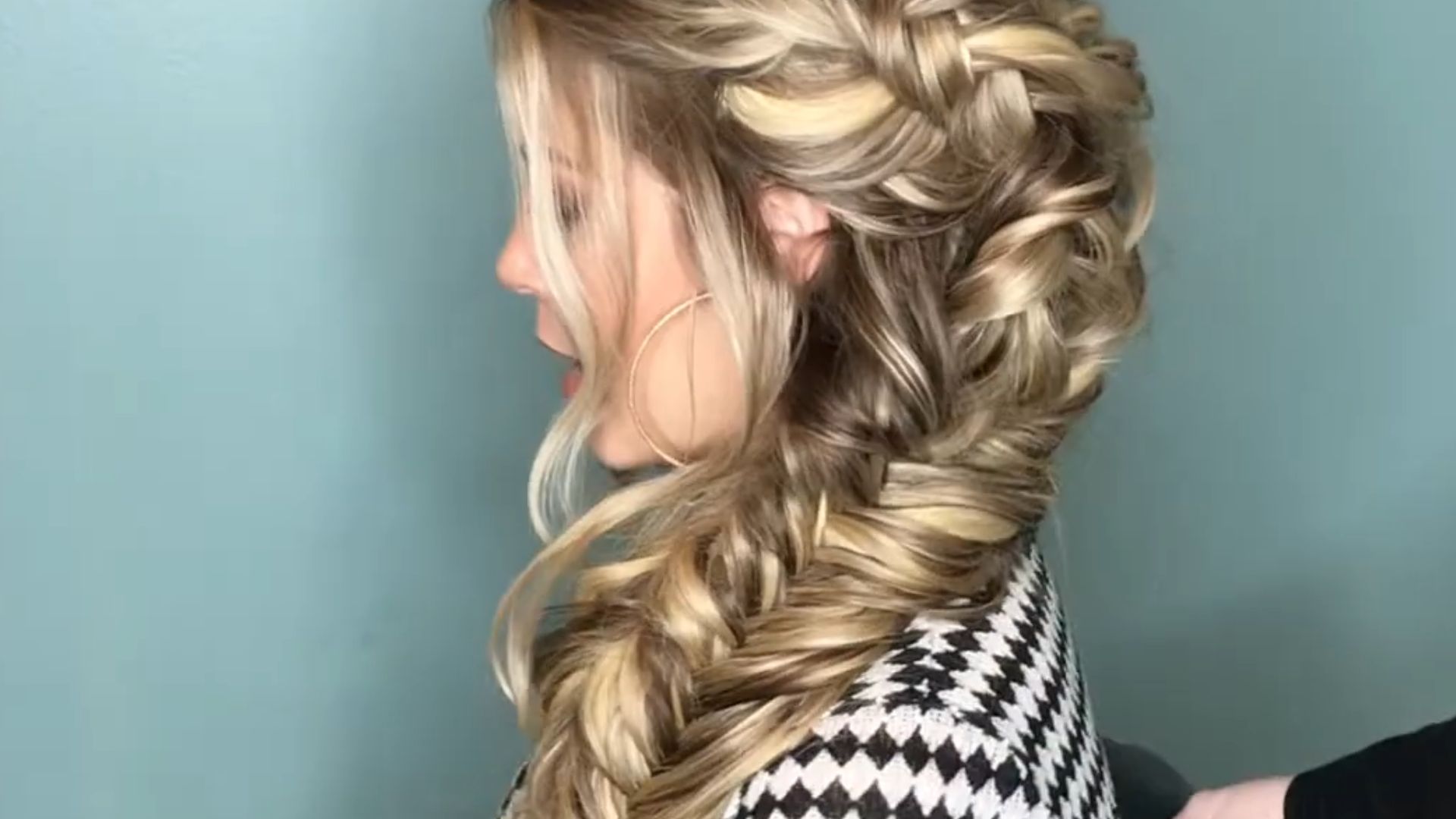 Boho-Inspired%20Fishtail%20Braid.jpg