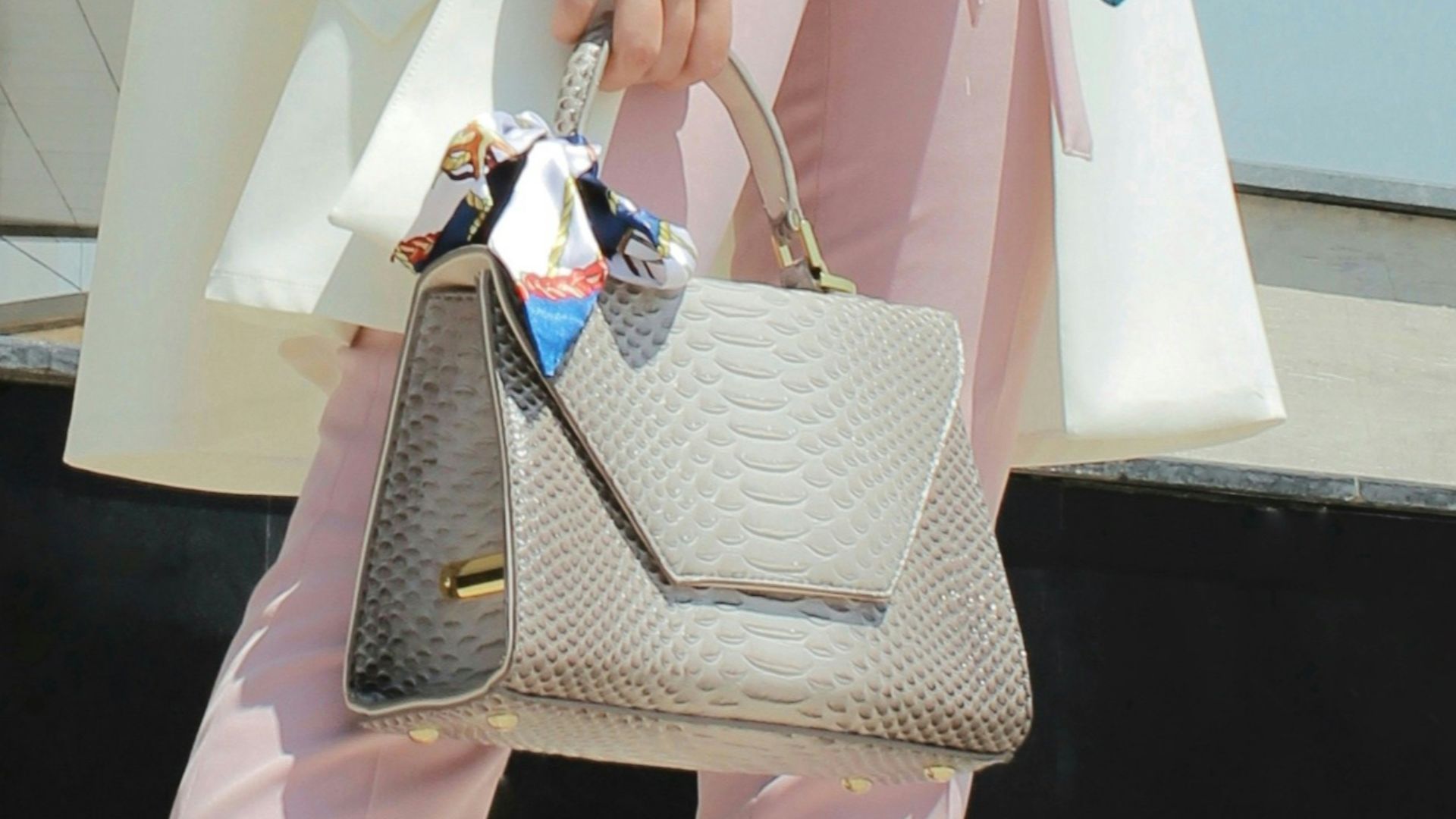 woman wearing blue and white dress