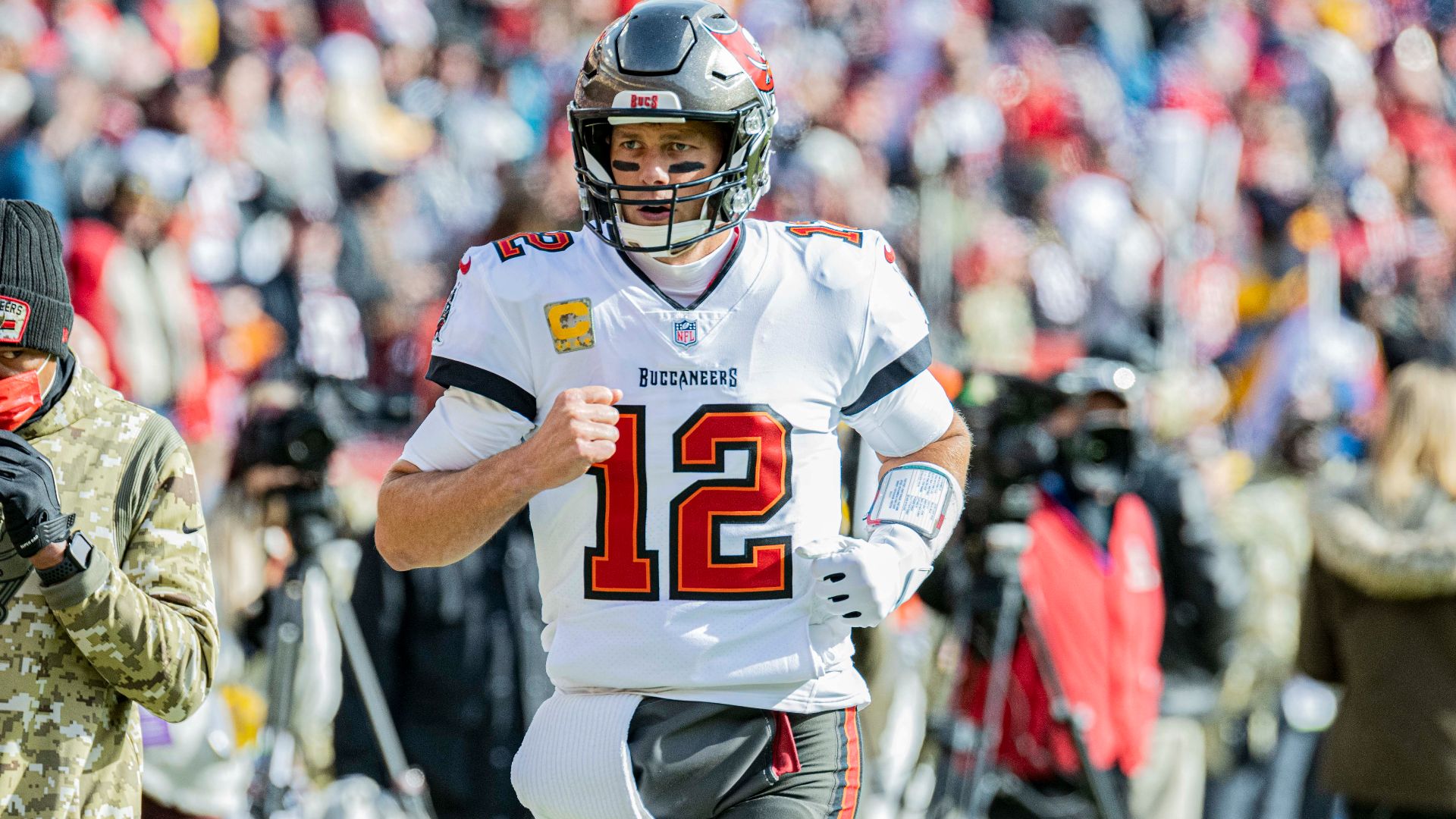 File:Tom Brady WFT-Buccaneers NOV2021.jpg