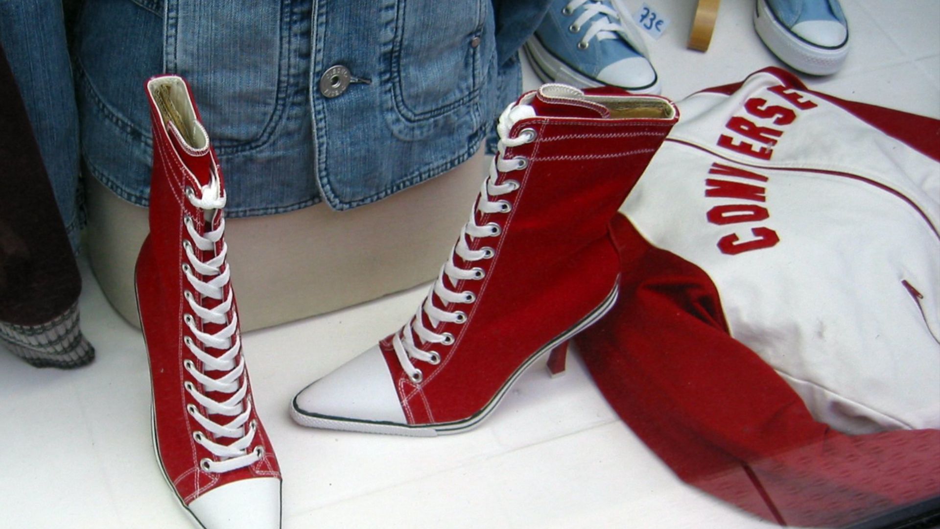 File:ConverseFashion.jpg