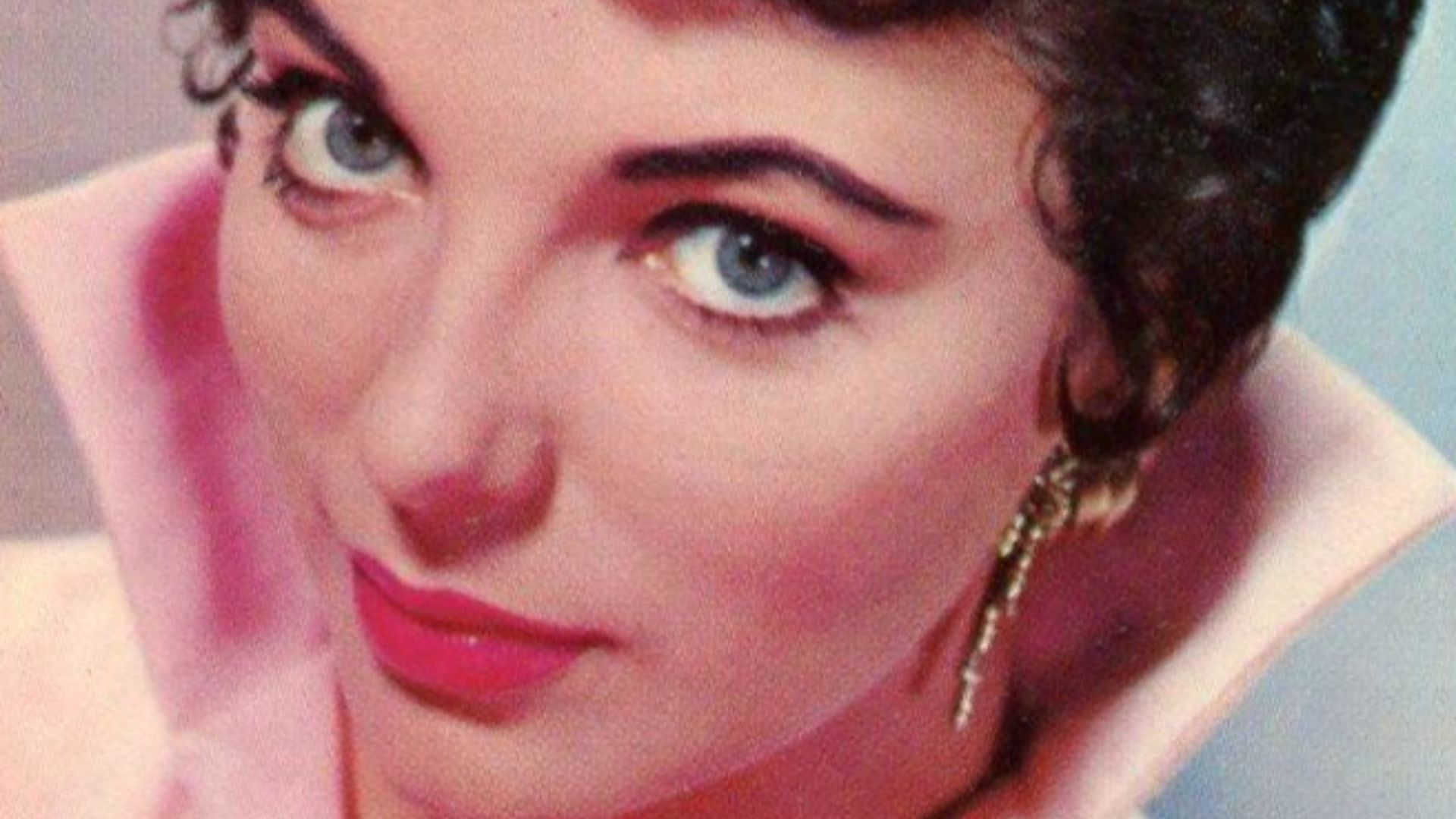 File:Joan Collins 1956.JPG