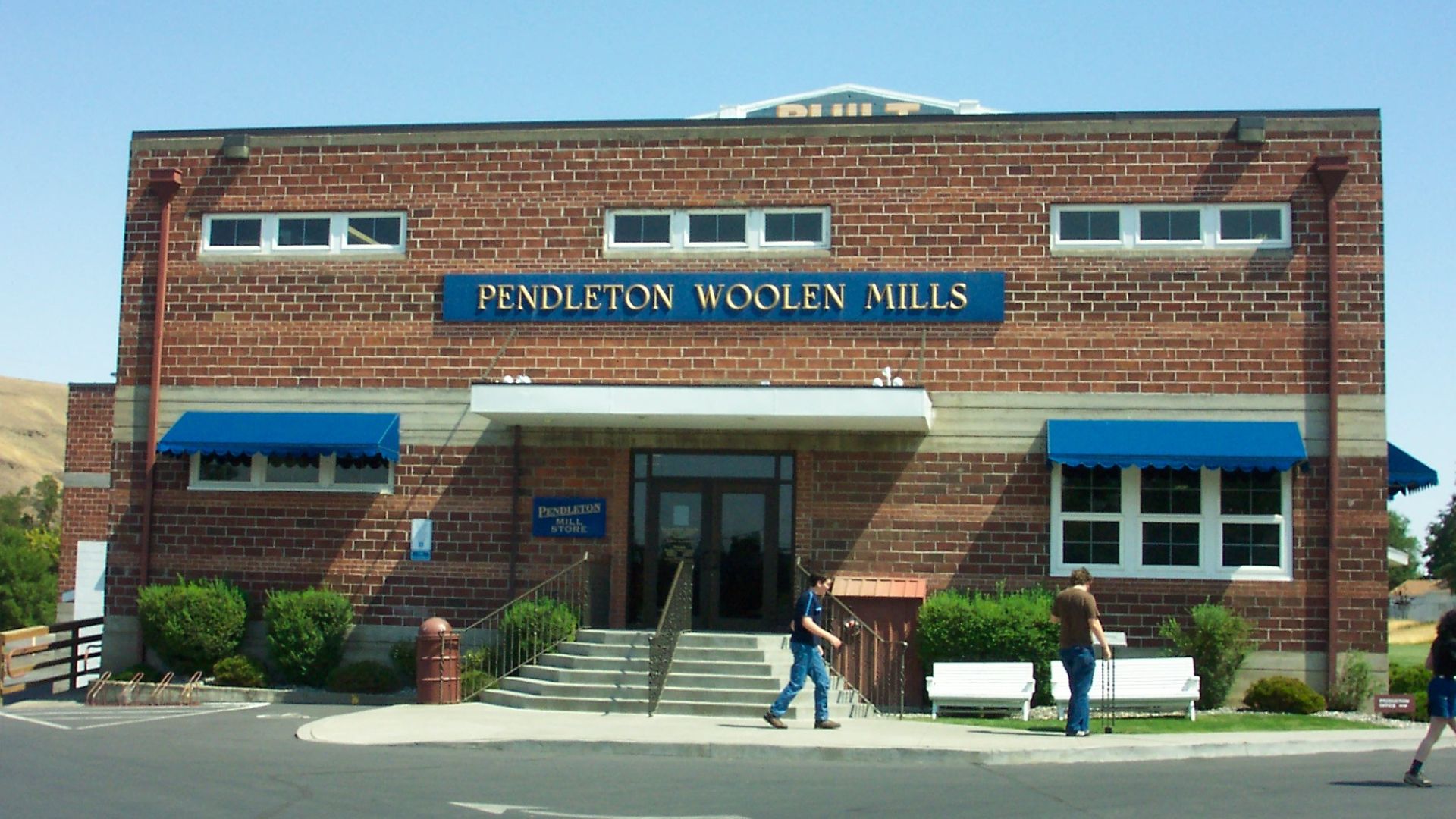 File:Pendleton Woolen Mills.jpg