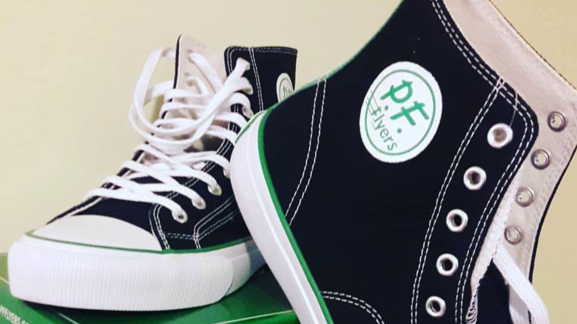 File:PF Flyers.jpg