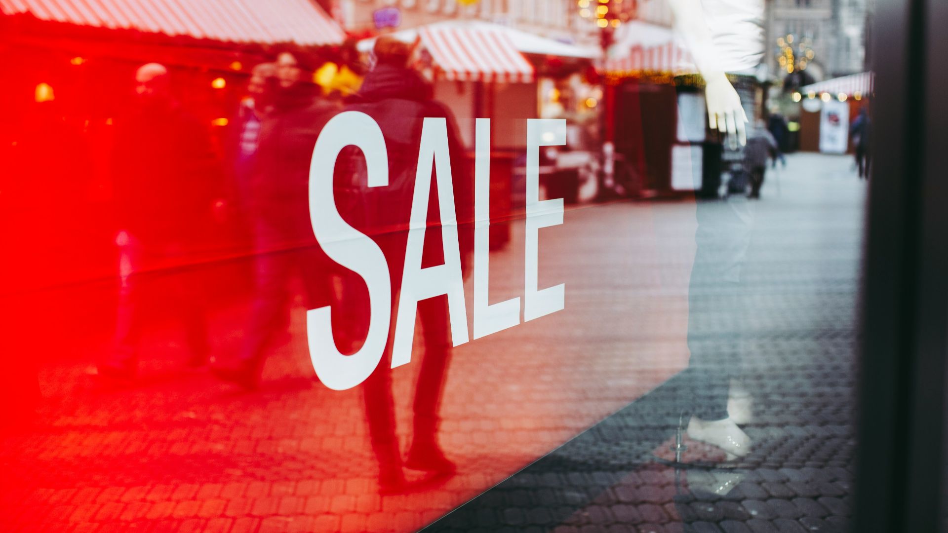 red love freestanding letters on gray brick floor