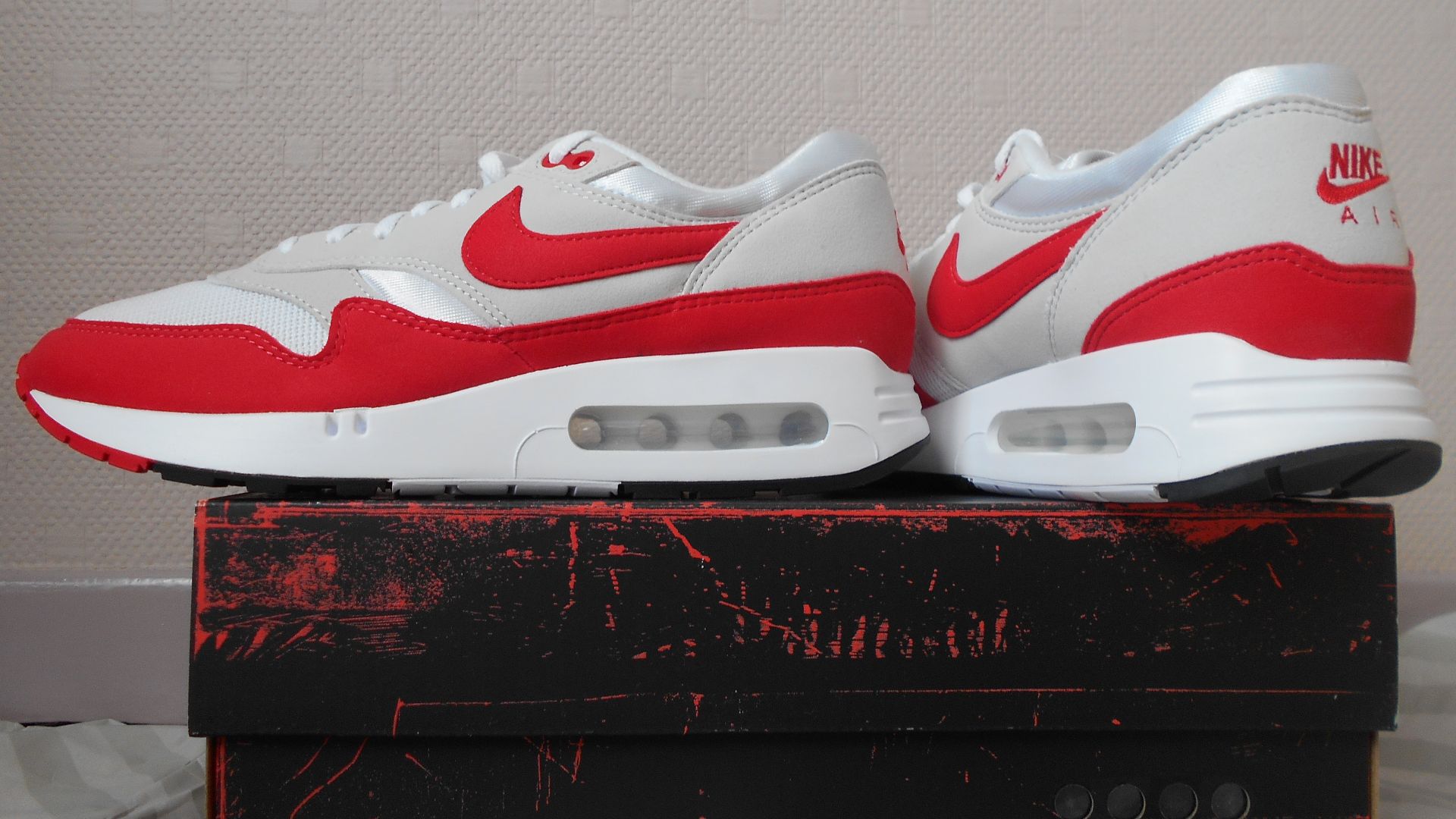 File:Air Max One « Big Bubble ».jpg