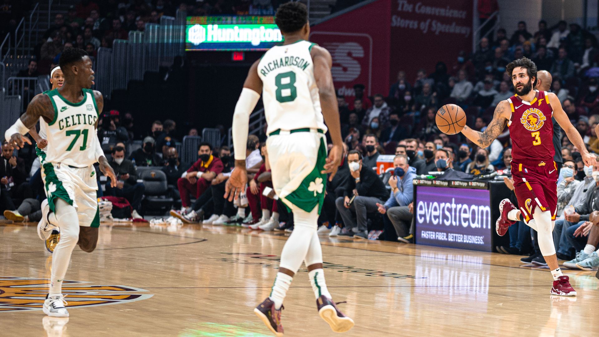 File:Cleveland Cavaliers vs. Boston Celtics (51687565741).jpg