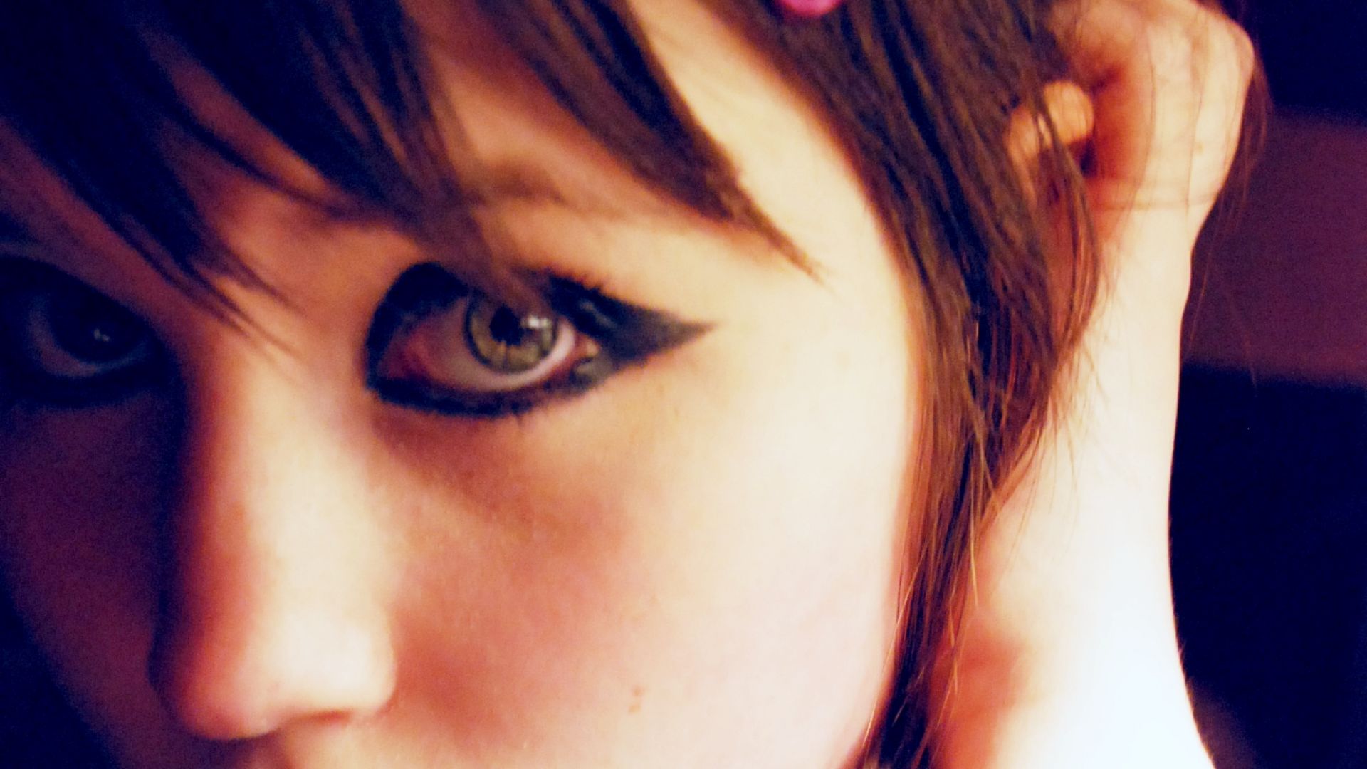 File:I'm so sceeeeene!.jpg