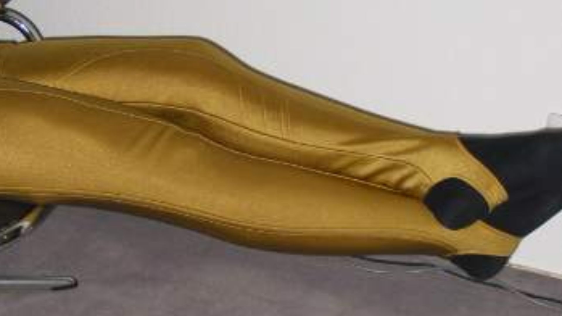 File:Steghose gold1.JPG