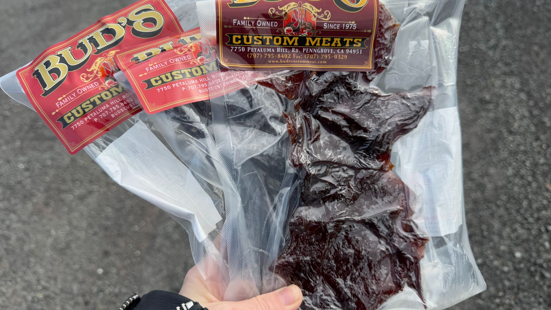 File:Bud's Custom Meats - December 2024 - Sarah Stierch 10.jpg