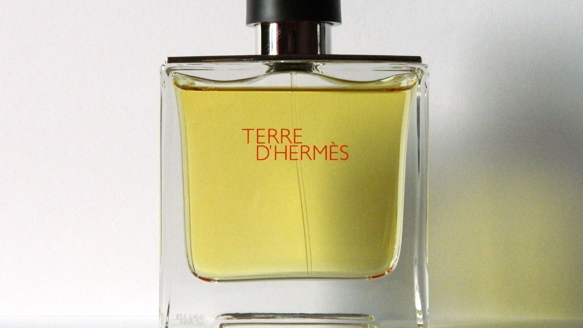 File:Terre d’Hermès.JPG
