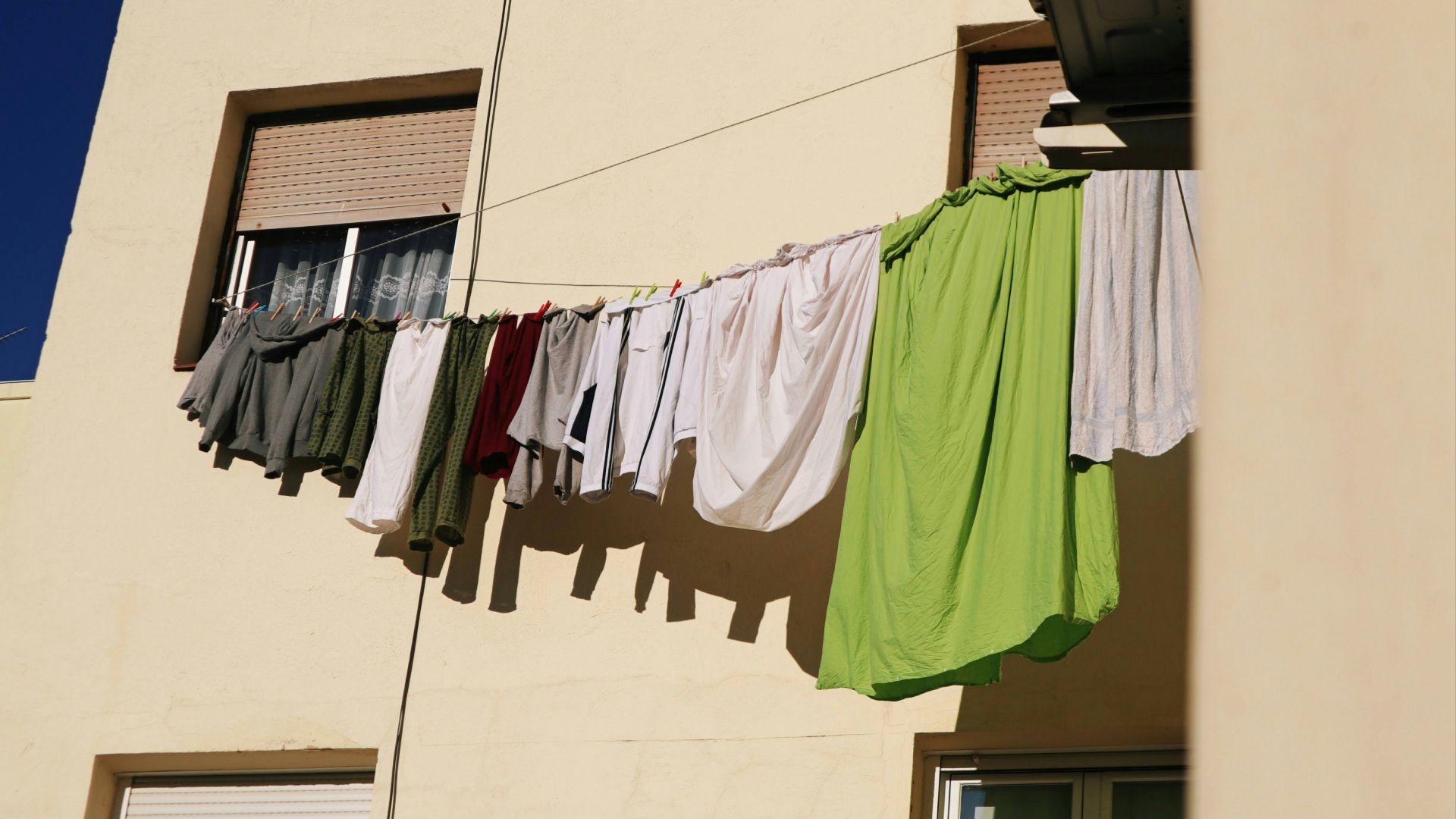 10 Ways You're Ruining Your Clothes & What To Do Instead To Make Them ...