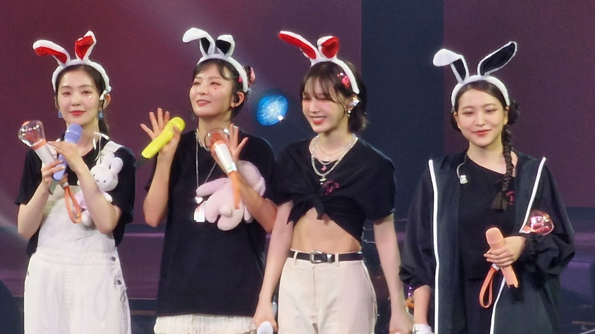 File:20230530 Red Velvet Amsterdam concert 115.jpg