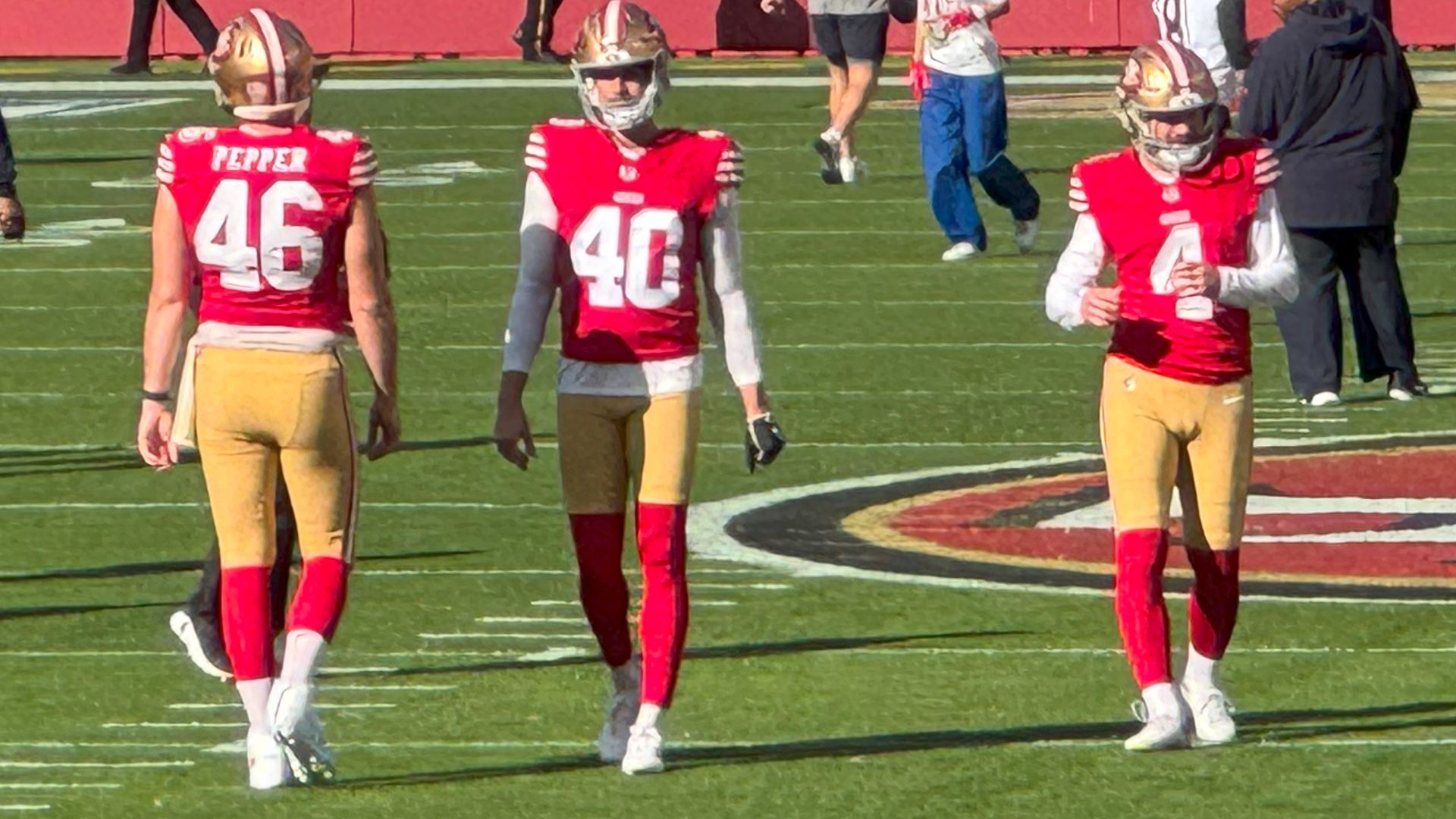 File:Taybor Pepper Pat O'Donnell Jake Moody 49ers pre-game Bears 2024.jpg