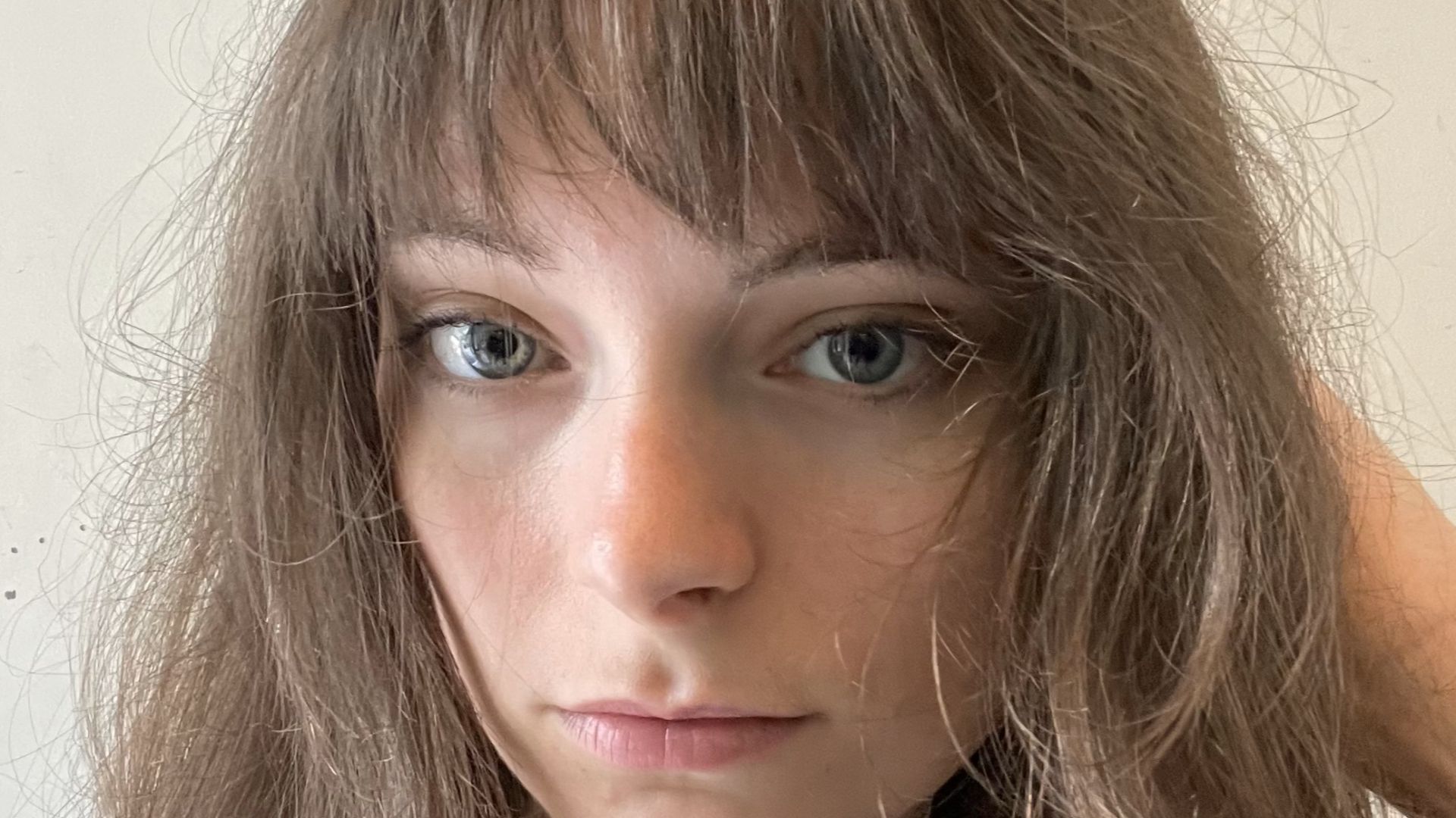 File:Photo of bangs.jpg
