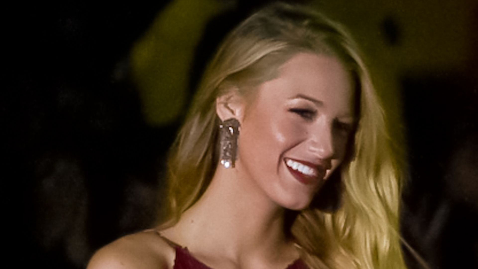 File:Blake Lively 2010-tweaked.jpg