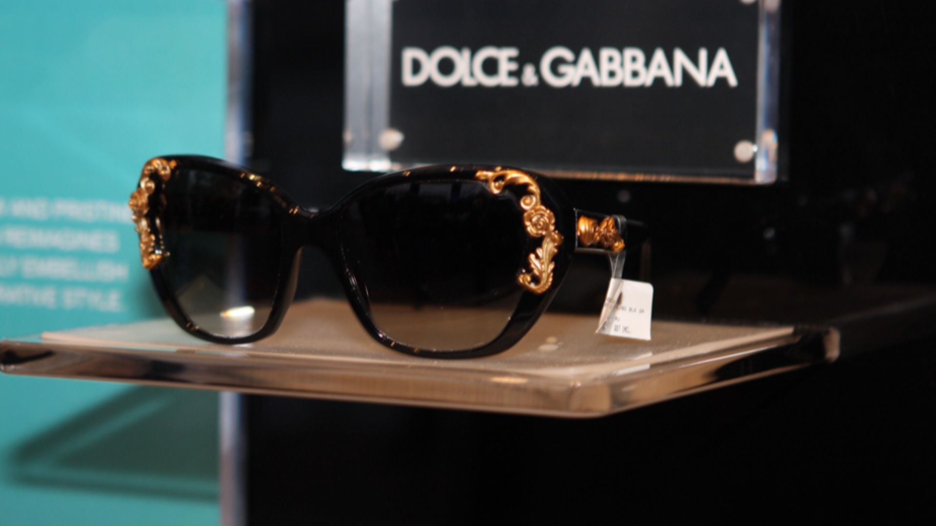 File:Dolce & Gabbana (8184624219).jpg