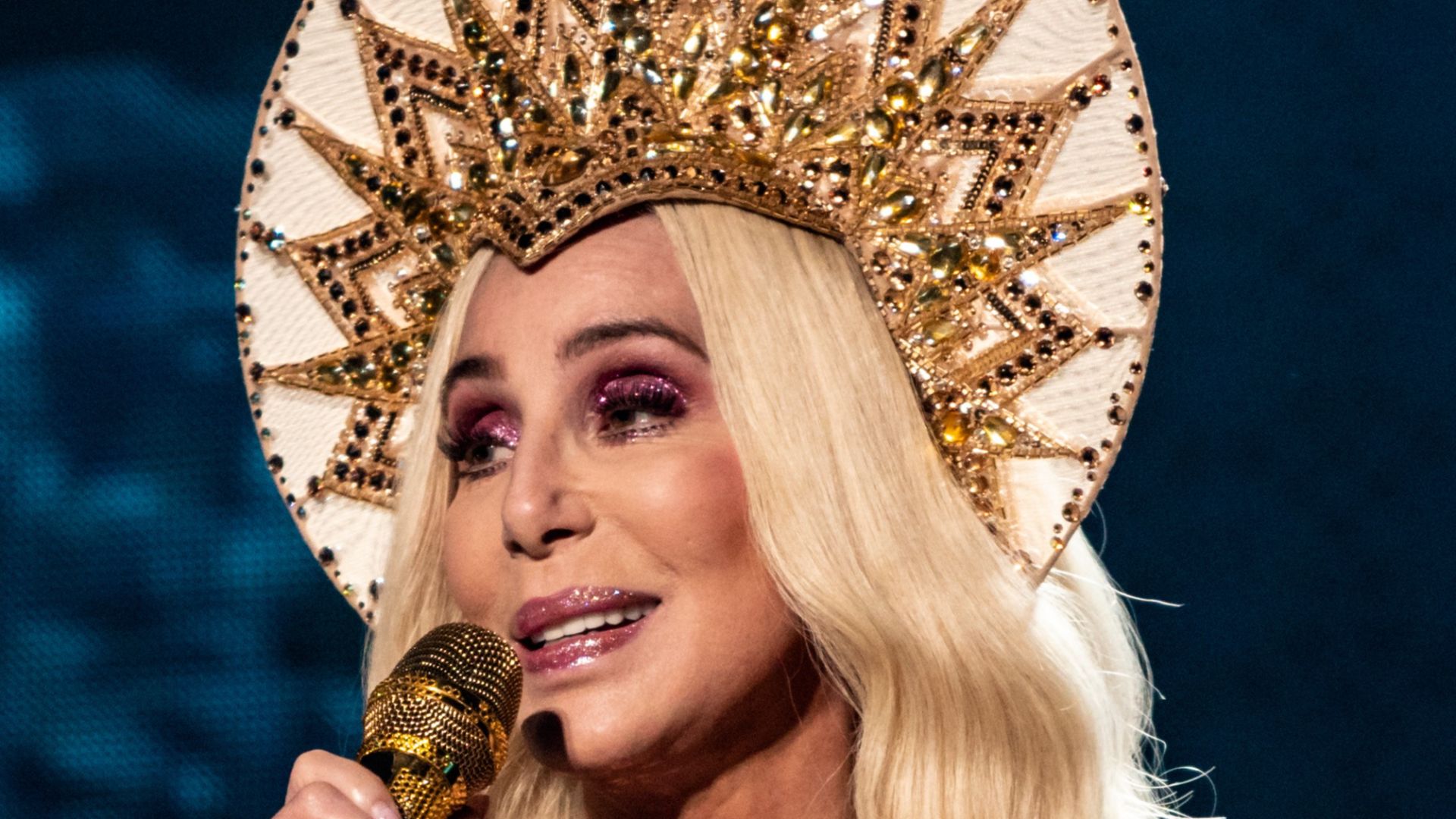 File:Cher in 2019 cropped.jpg