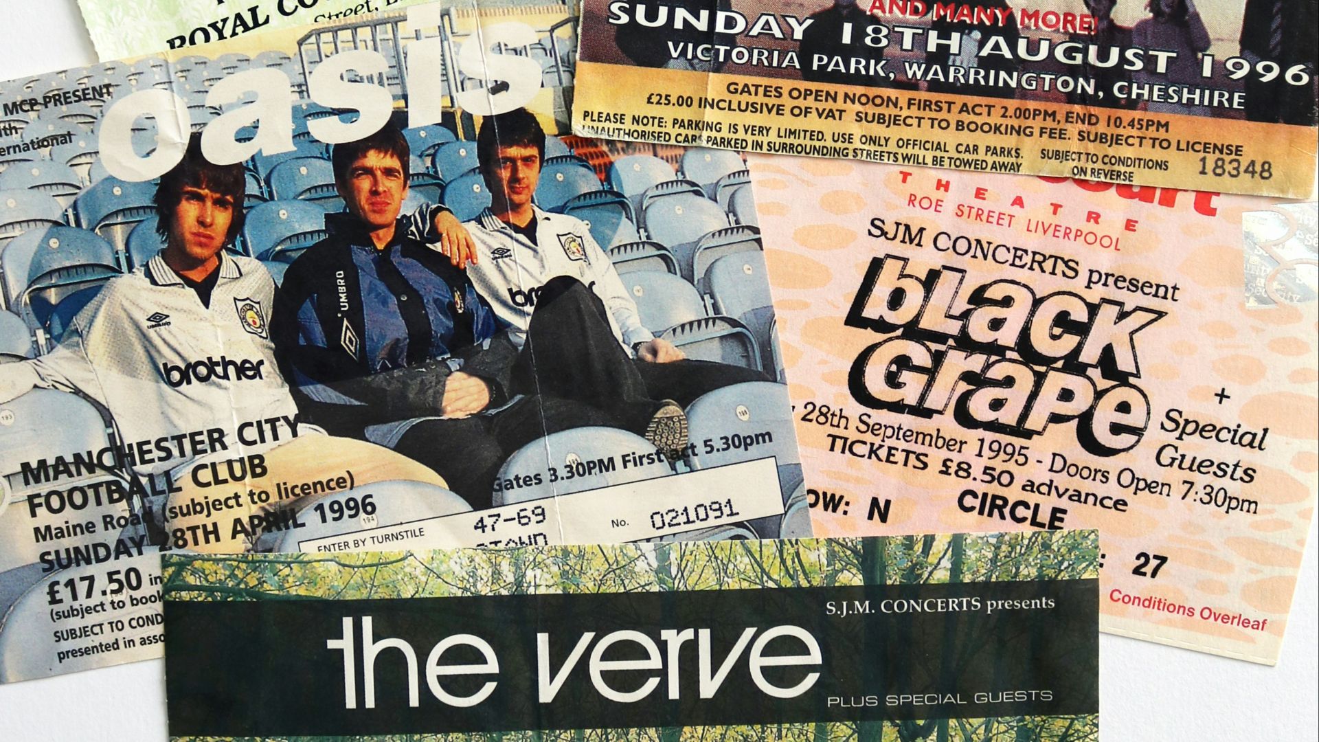 a bunch of flyers sitting on top of a table