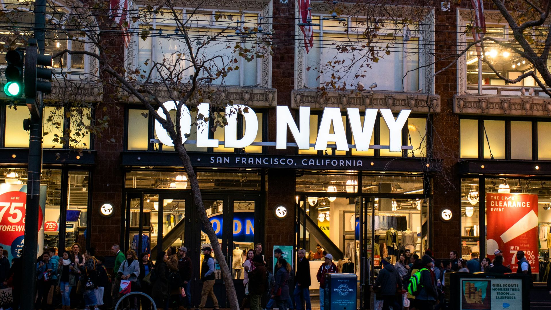 Old Navy storefront