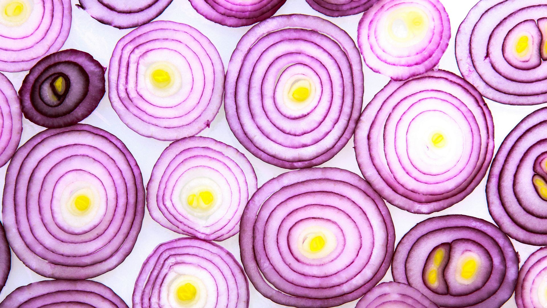 sliced onion