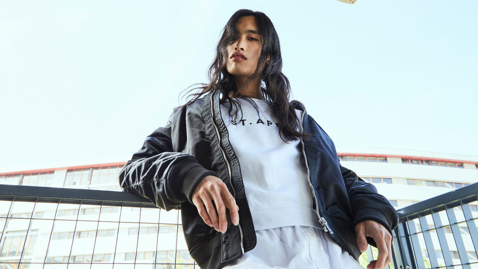 woman wearing black zip-up jacket