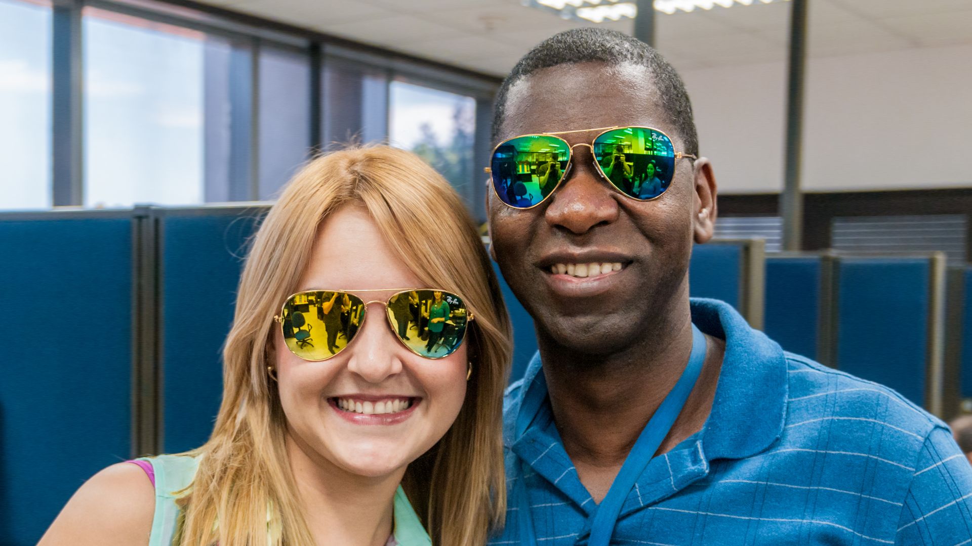 File:Ray-Ban Aviator sunglasses.jpg