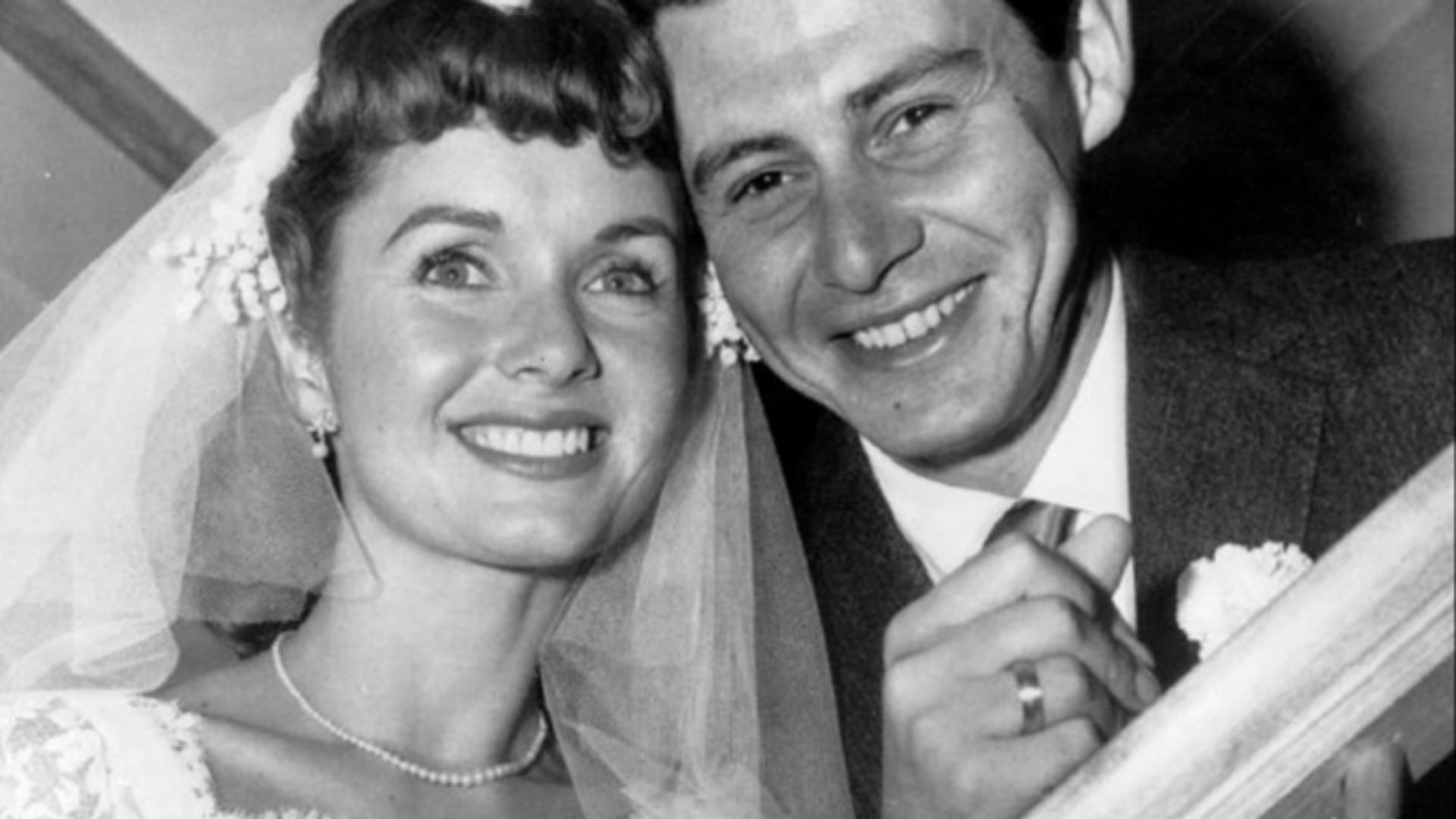 File:Reynolds - Fisher - 1955.jpg