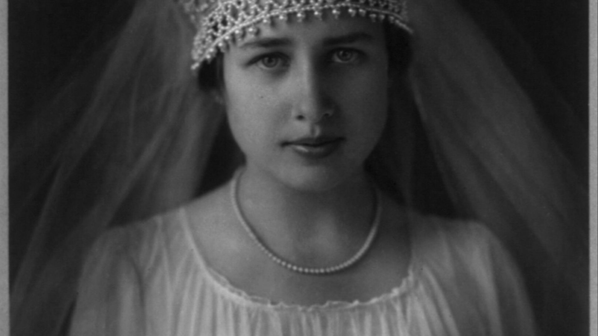 File:Eleanor Clay Ford LCCN2002710460.jpg