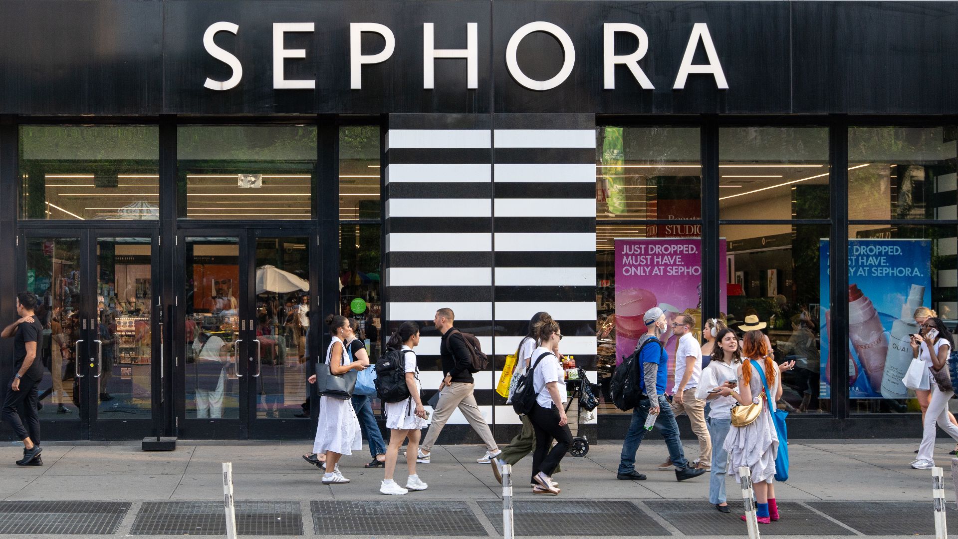 File:Sephora (54573151927).jpg