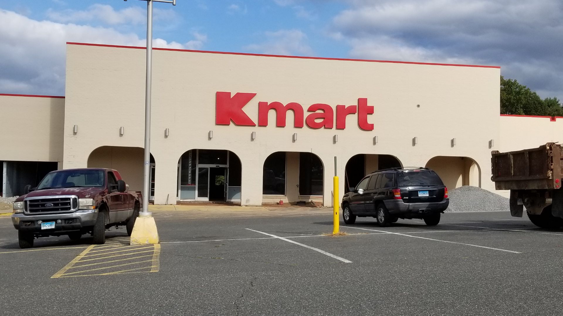 File:Kmart Watertown, CT 69 (51881339245).jpg