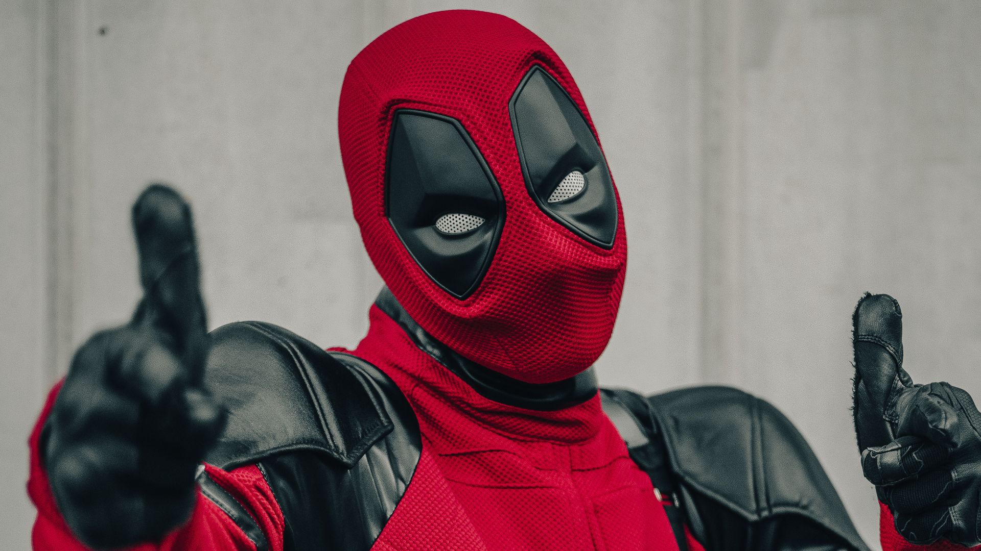 File:Supanova 2022 Cosplay of Deadpool.jpg