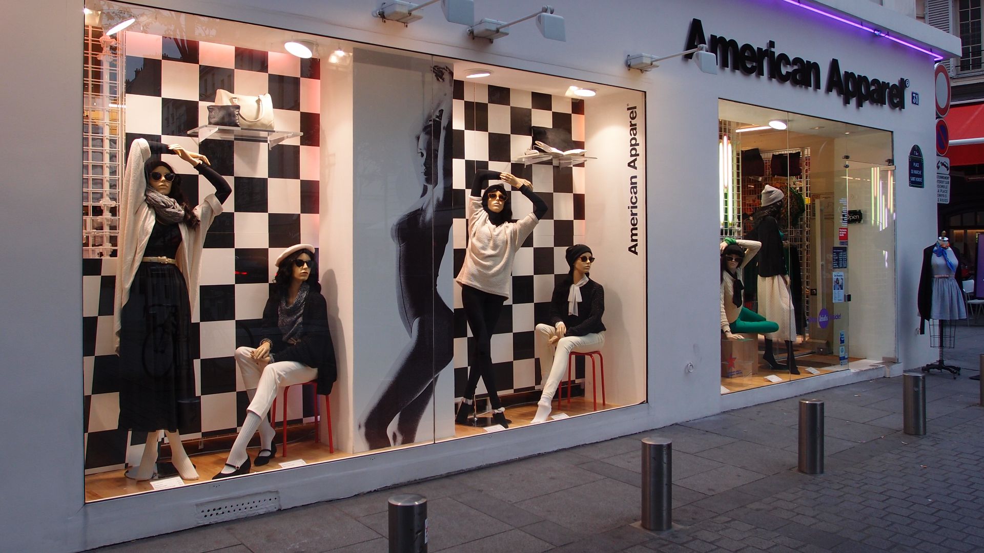File:American Apparel, Place du Marché-Saint-Honoré (Paris) 2012-09-22.jpg