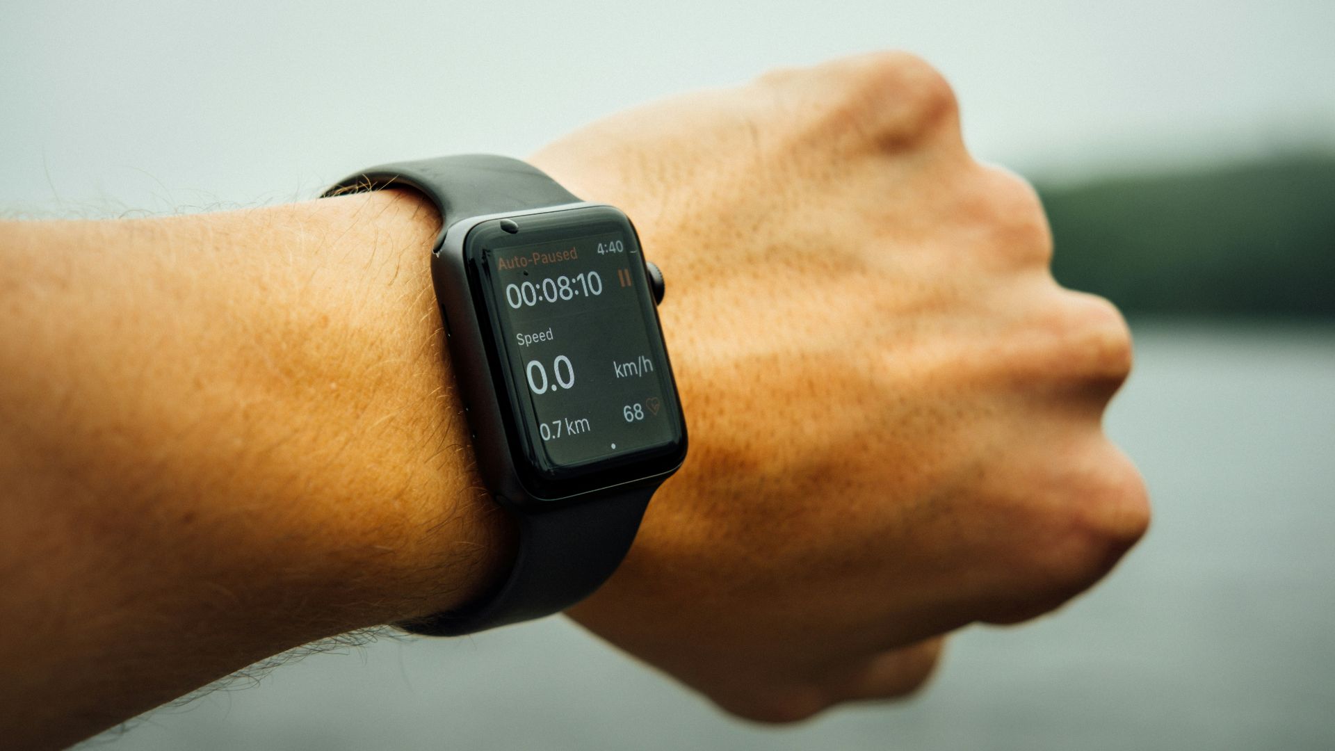 space gray aluminum case Apple watch