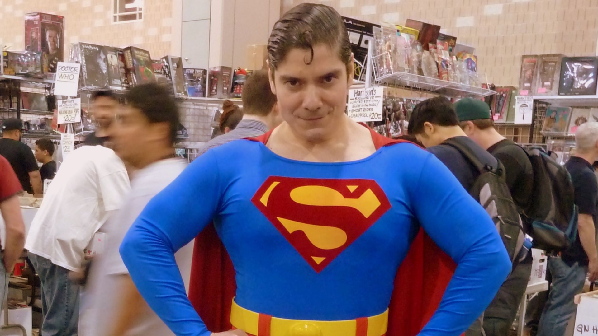 File:Superman Cosplayer.jpg