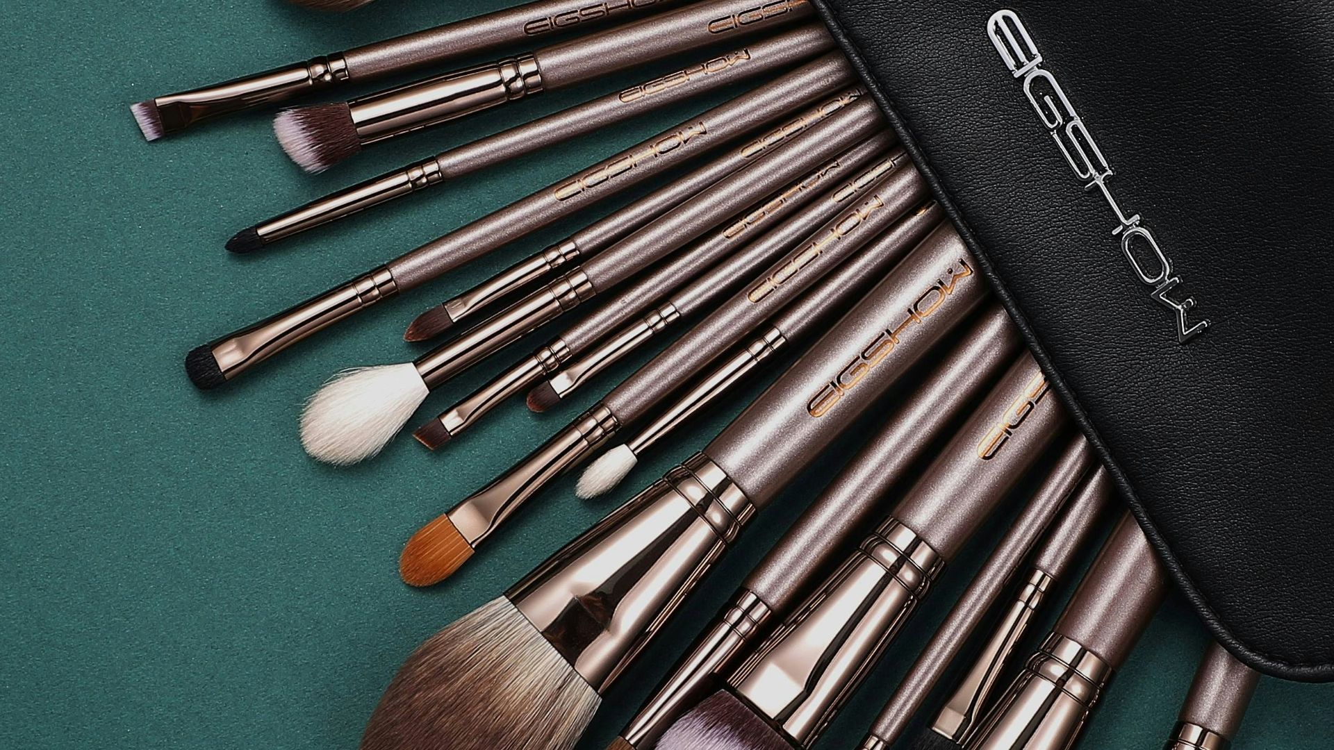 a black case filled with lots of makeup brushes