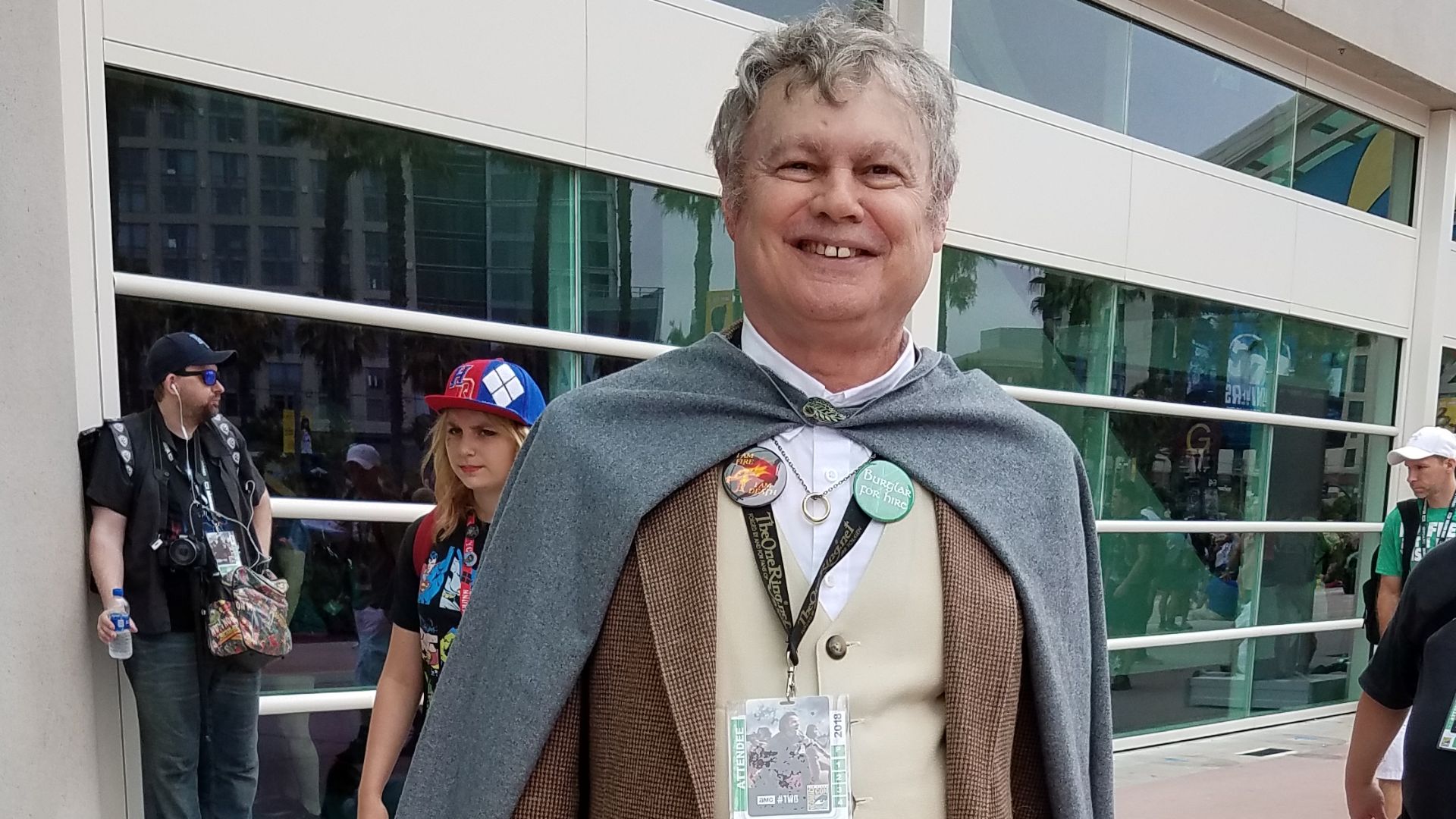 File:Frodo Baggins cosplay.jpg