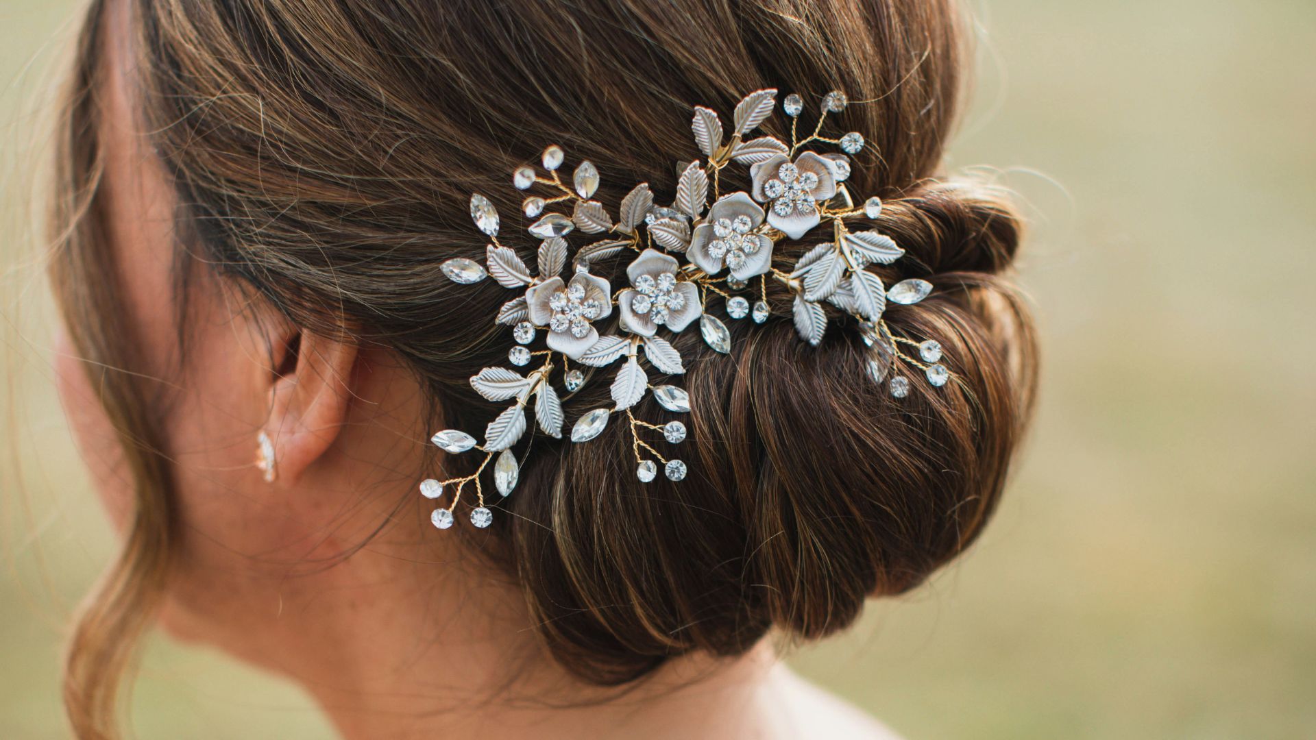 woman with white flower on her hair