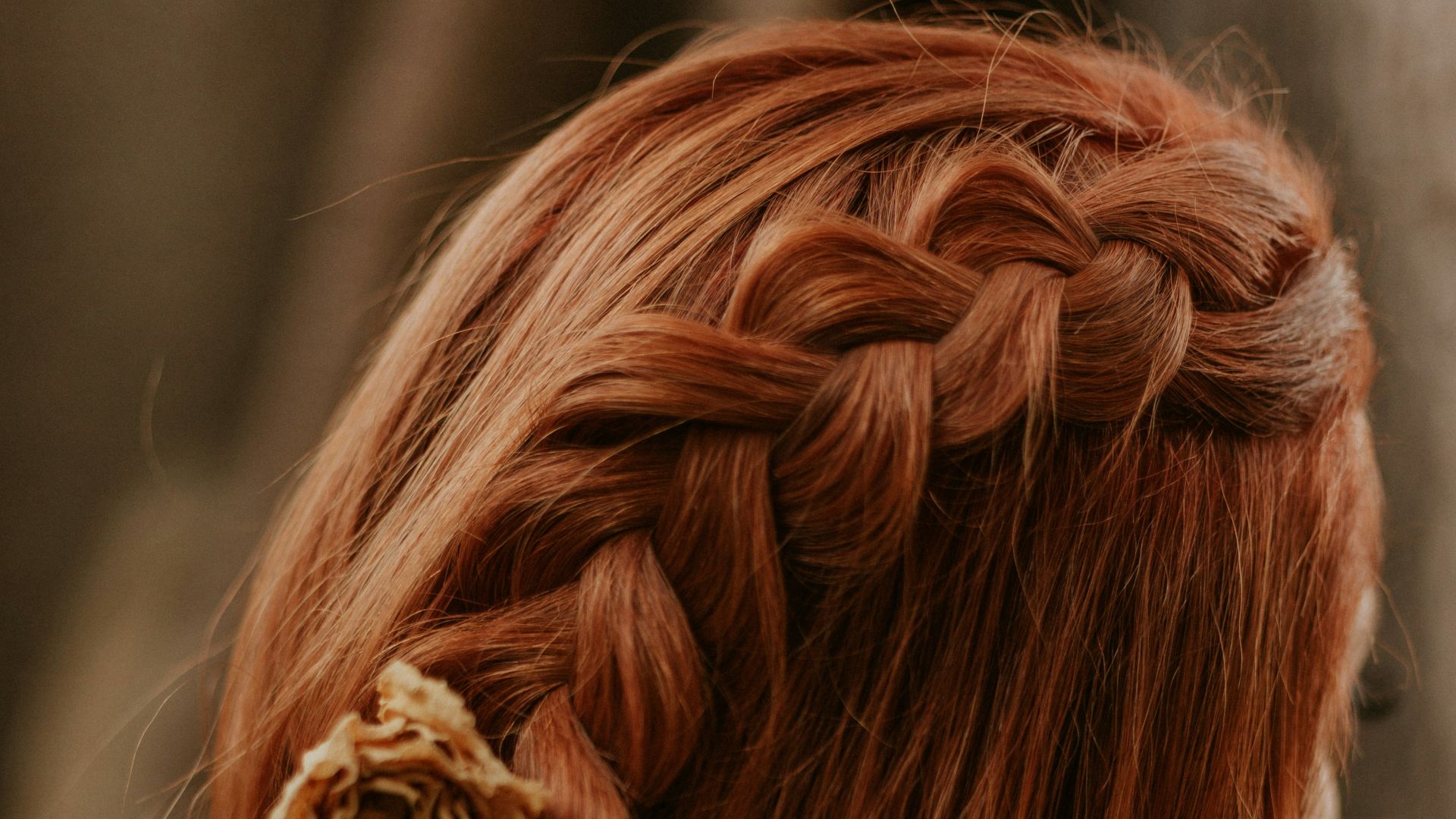 women's red hair