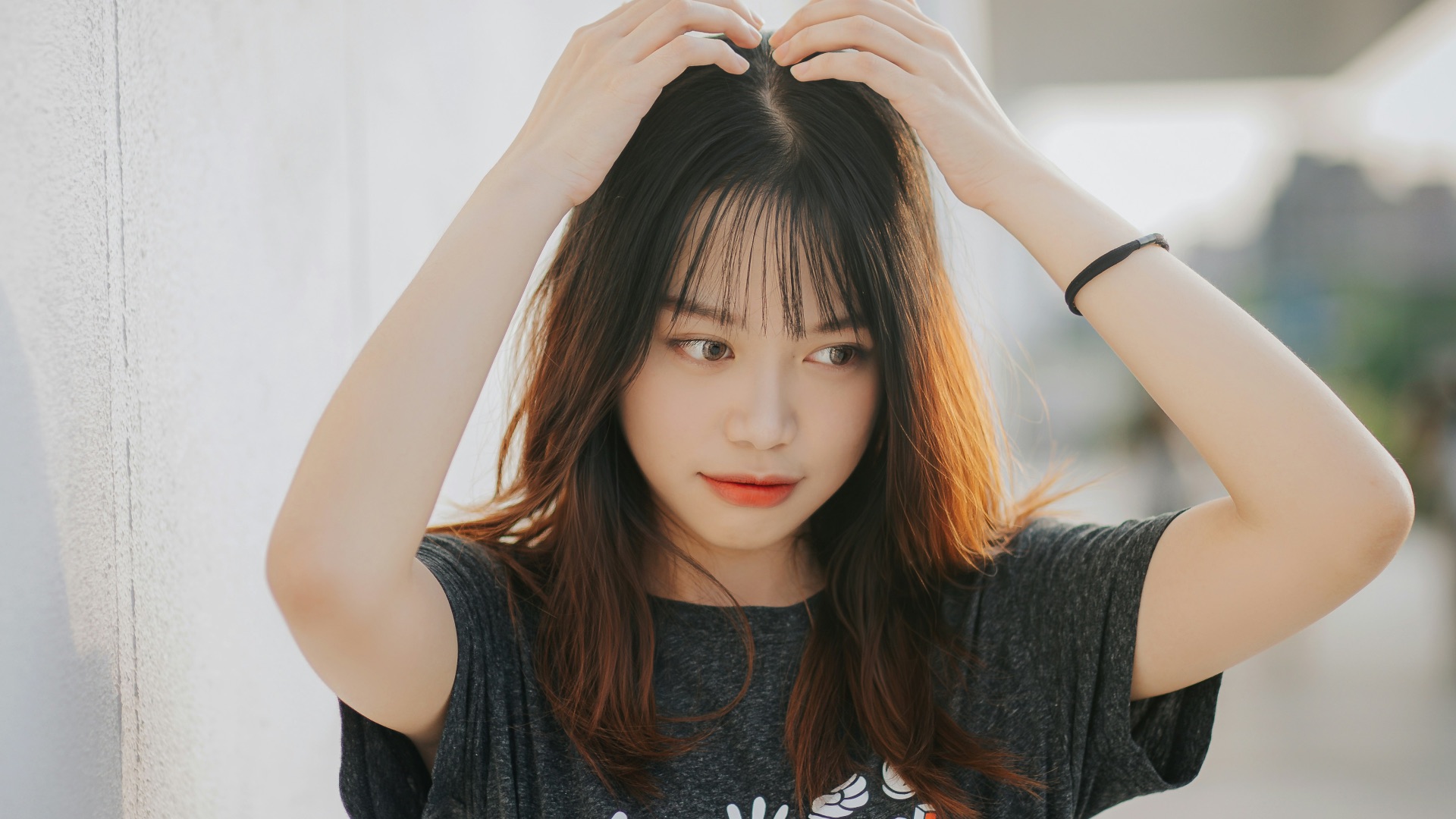 woman in black and white crew neck t-shirt