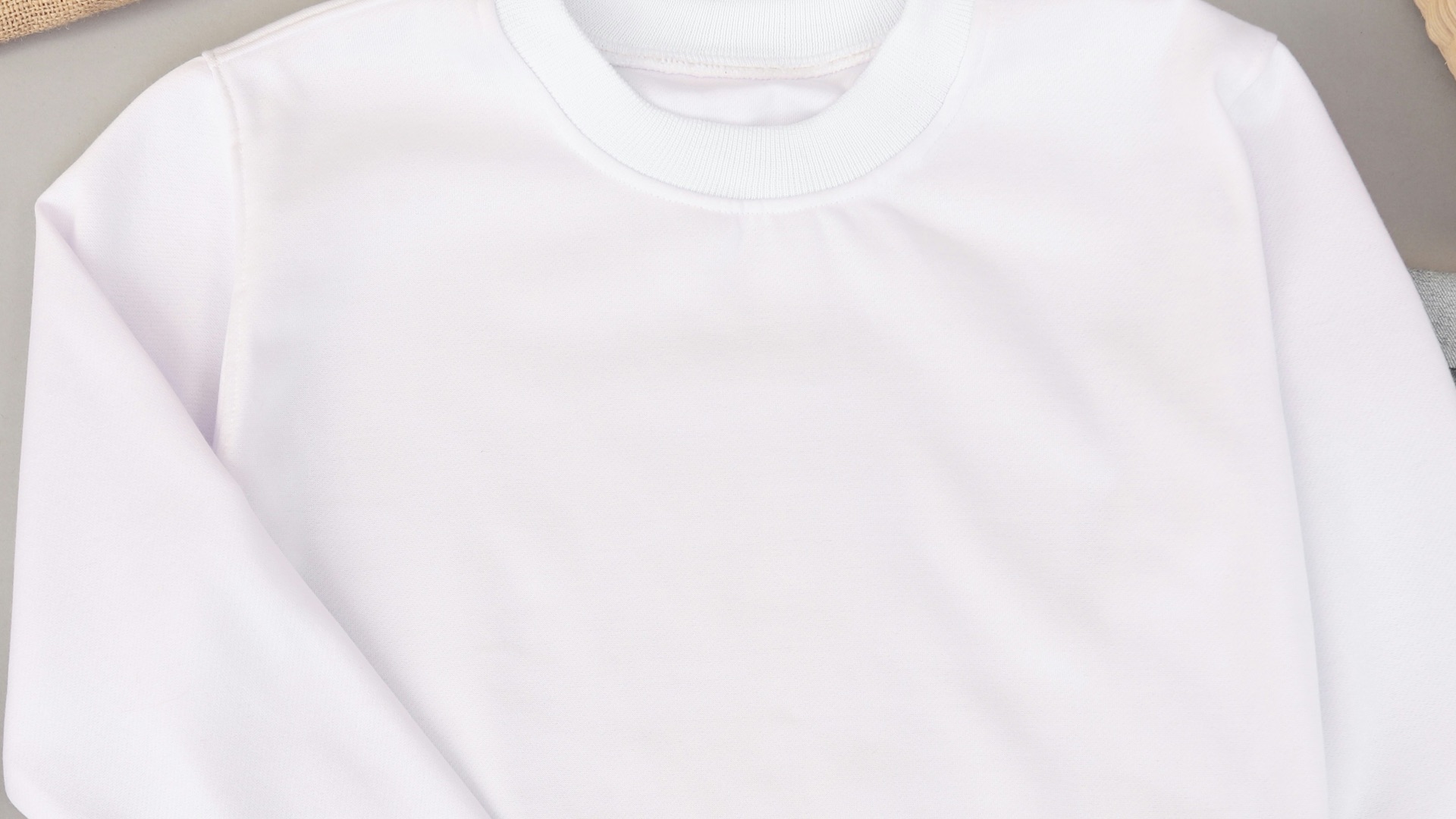 white crew neck long sleeve shirt