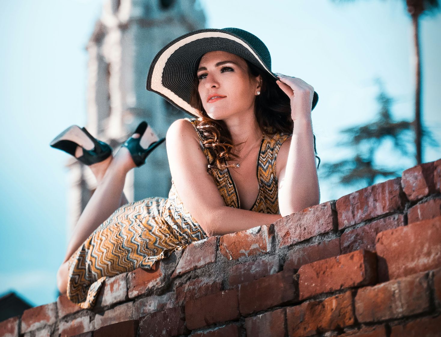 Interedting Look 10 Accessories That Make You Look Interesting & 10 That Make You Look ...