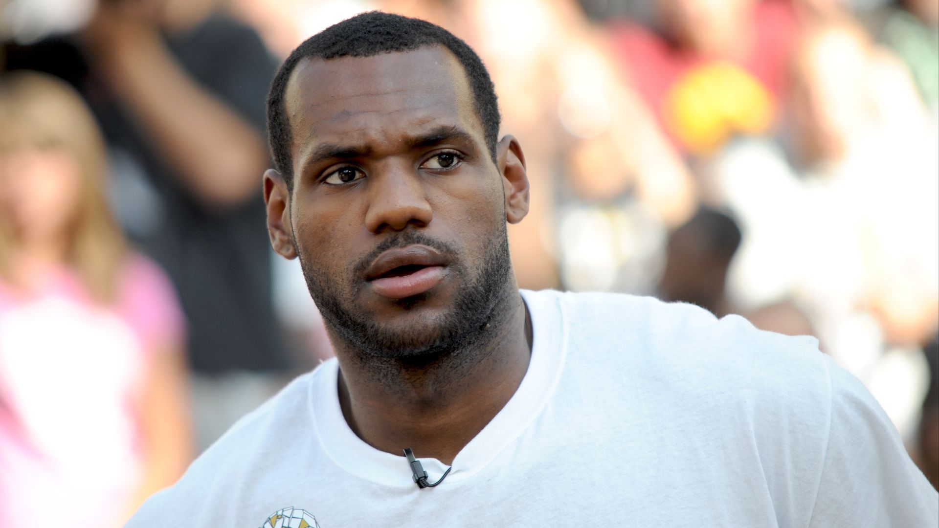 File:LeBron James Paris 2009.jpg