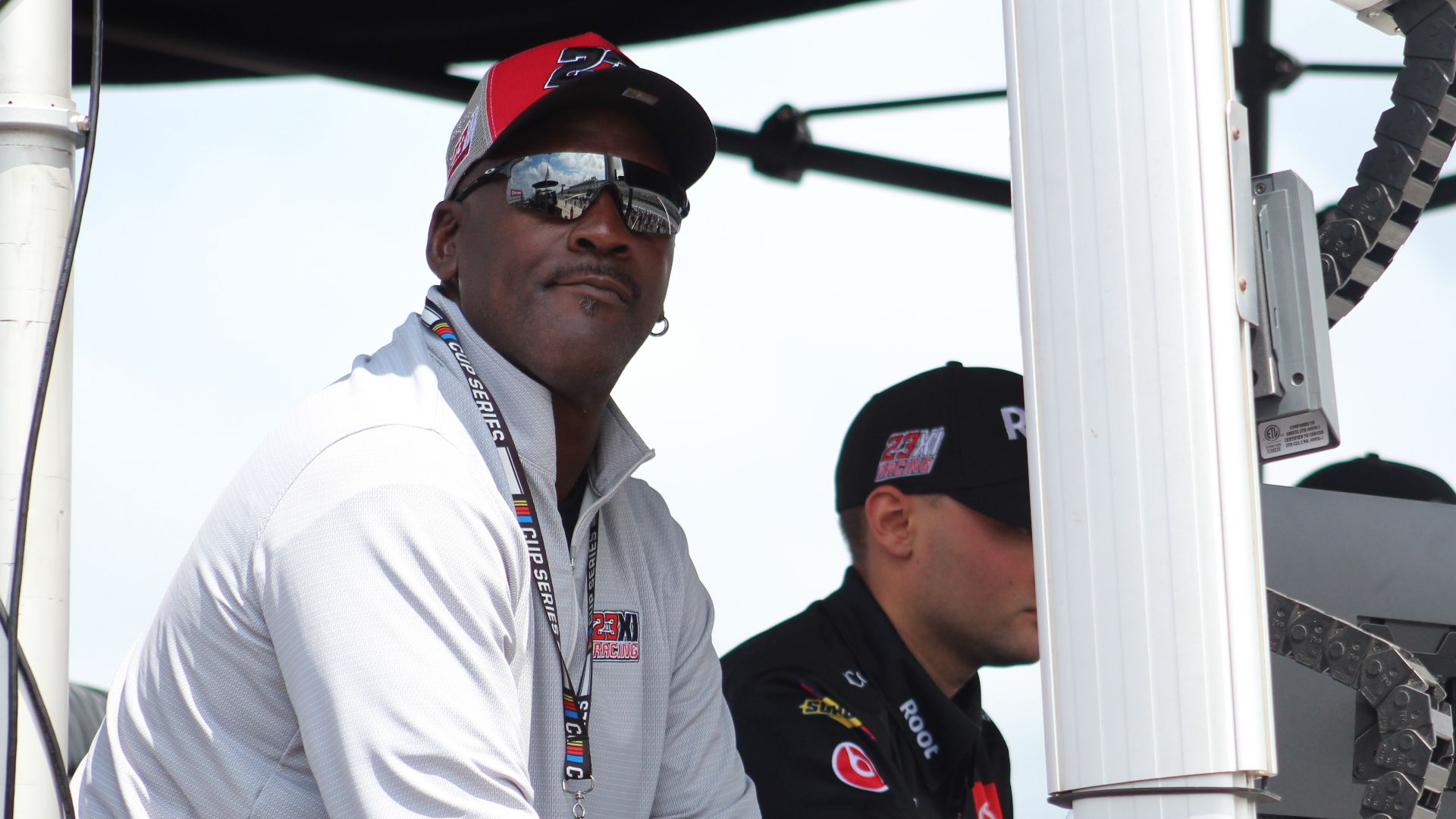 File:Michael jordan (51277310548).jpg